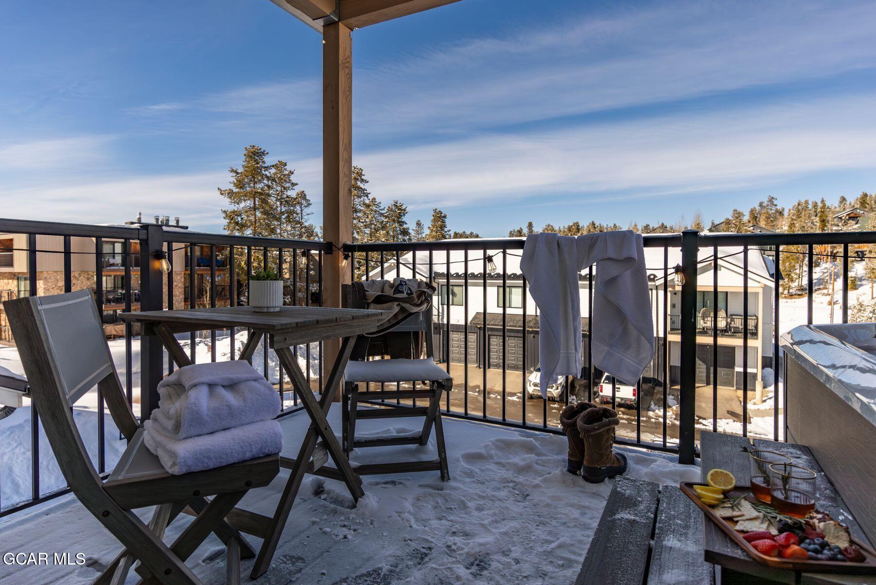 261 West Meadow Mile 1