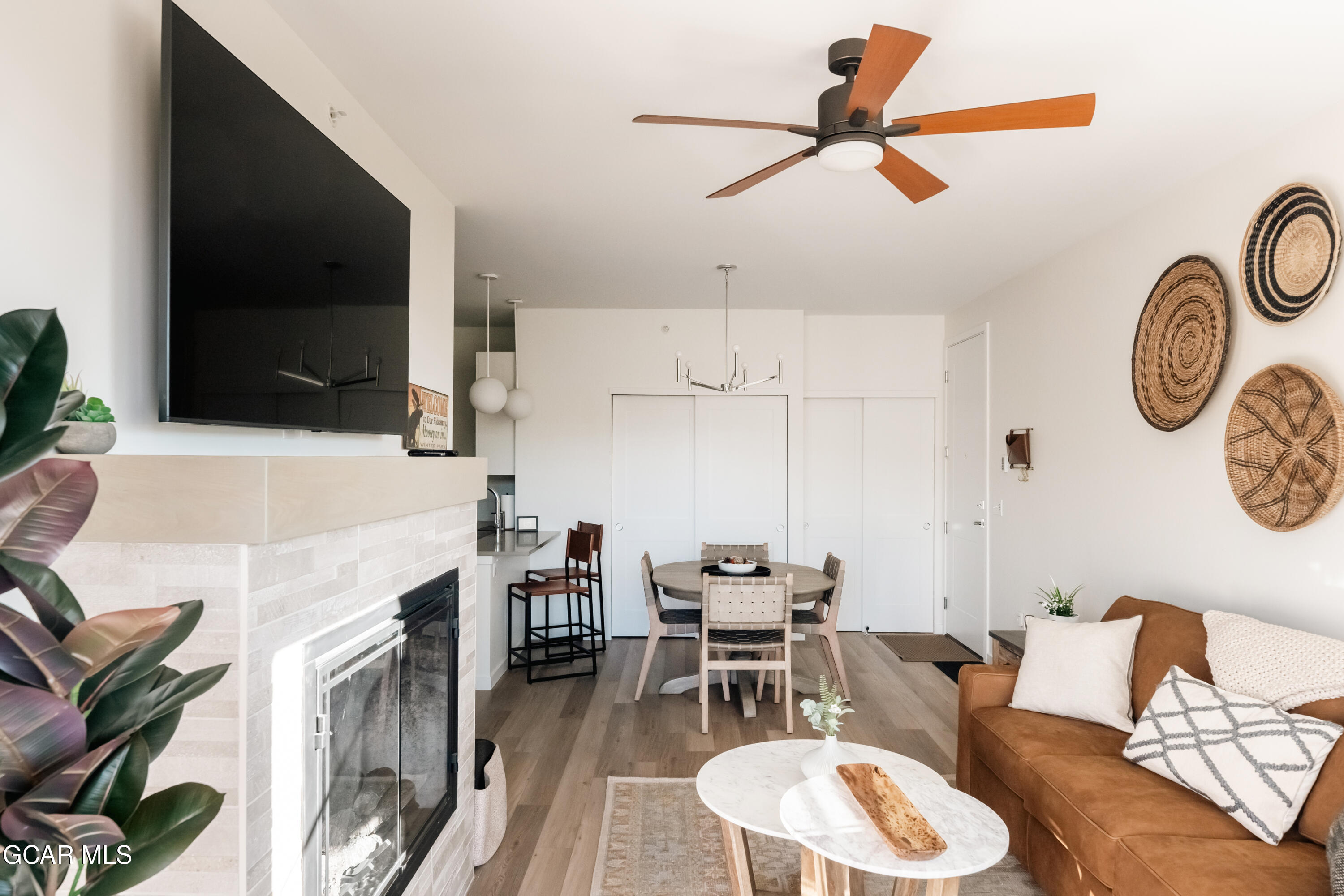 261 West Meadow Mile 3