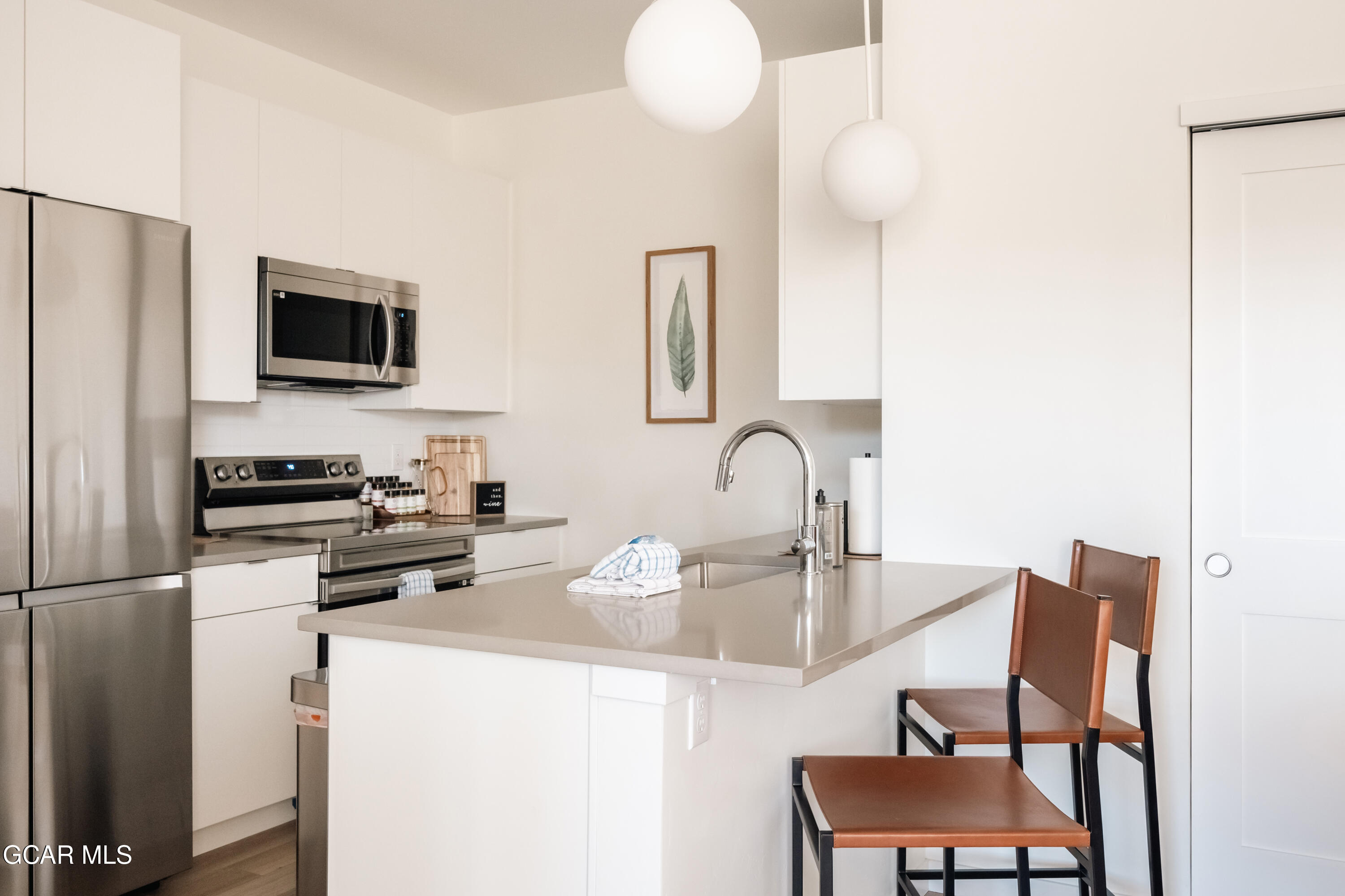 261 West Meadow Mile 3