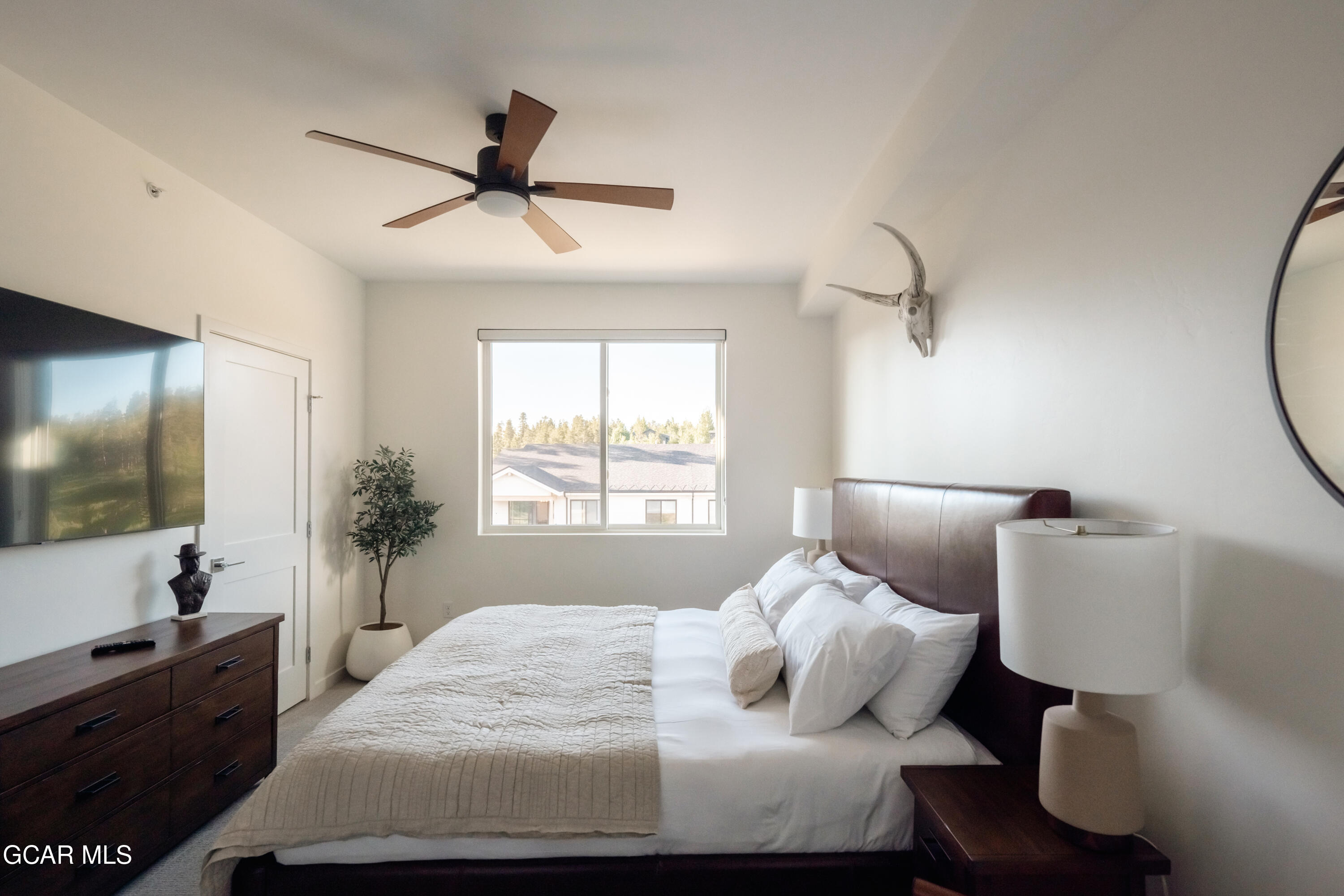 261 West Meadow Mile 3