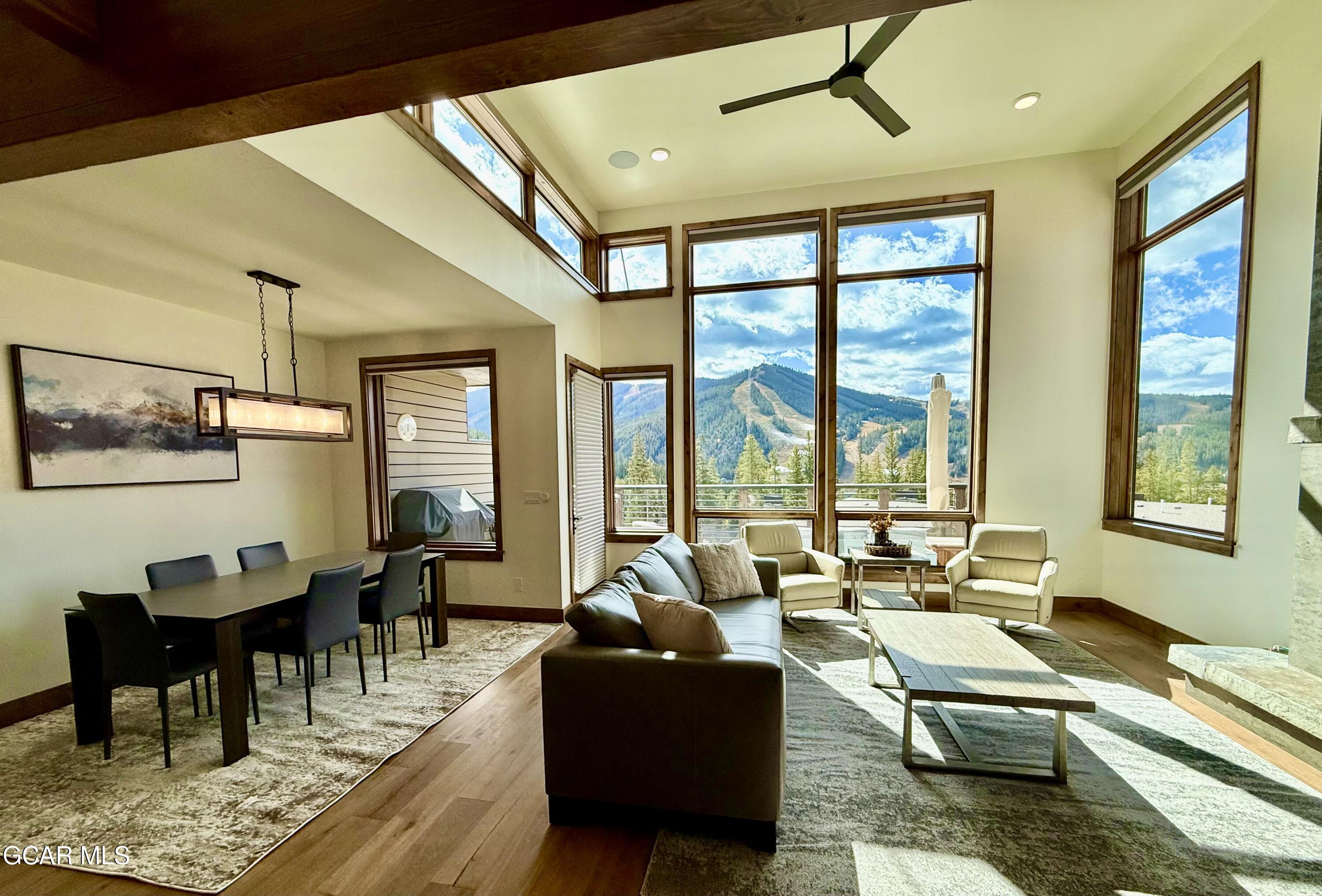 207 LAKOTA PARK Drive