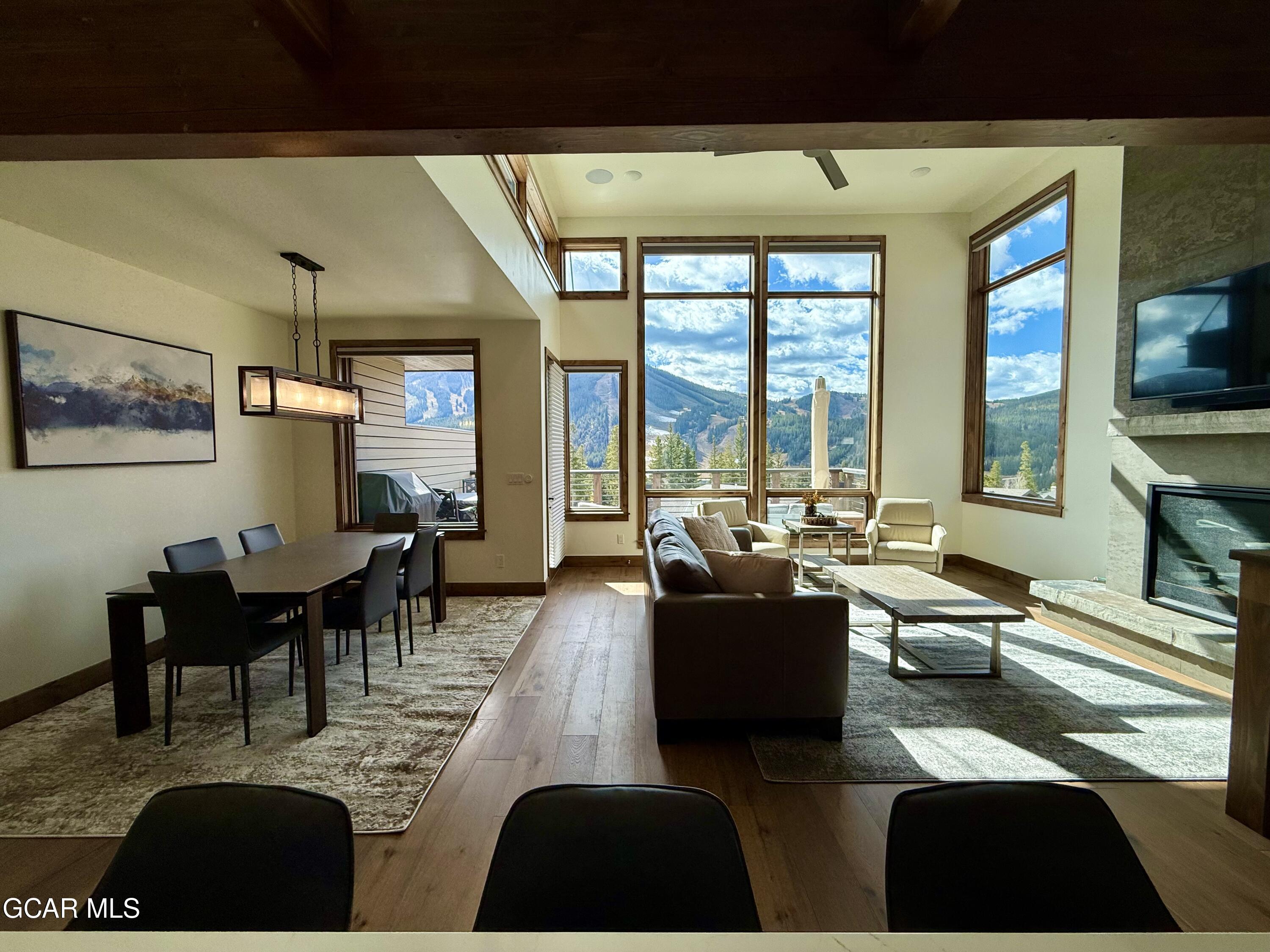207 LAKOTA PARK Drive