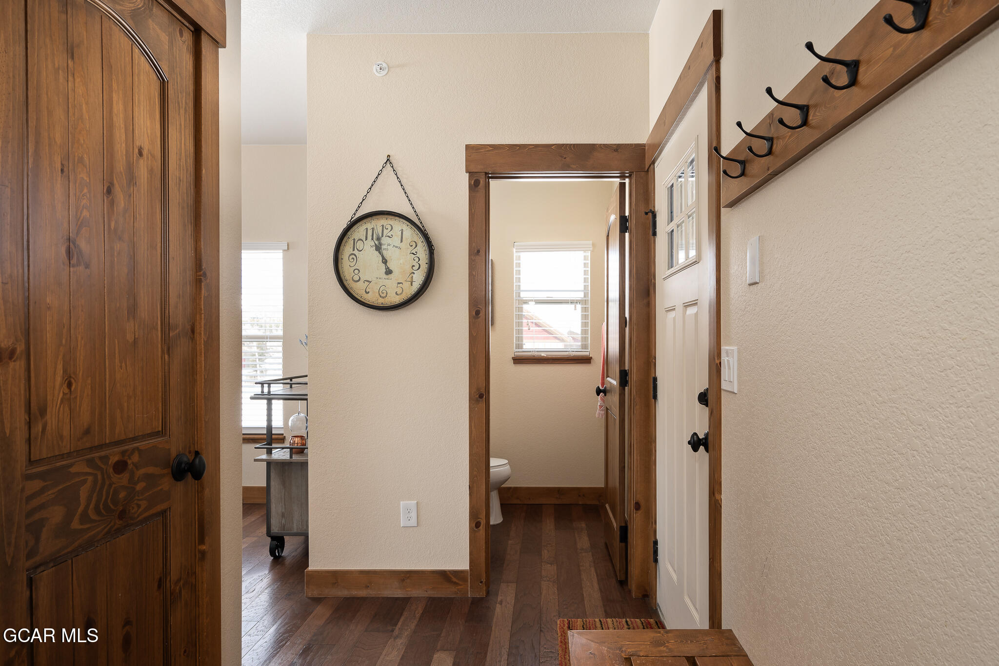 138 LOOKOUT POINT