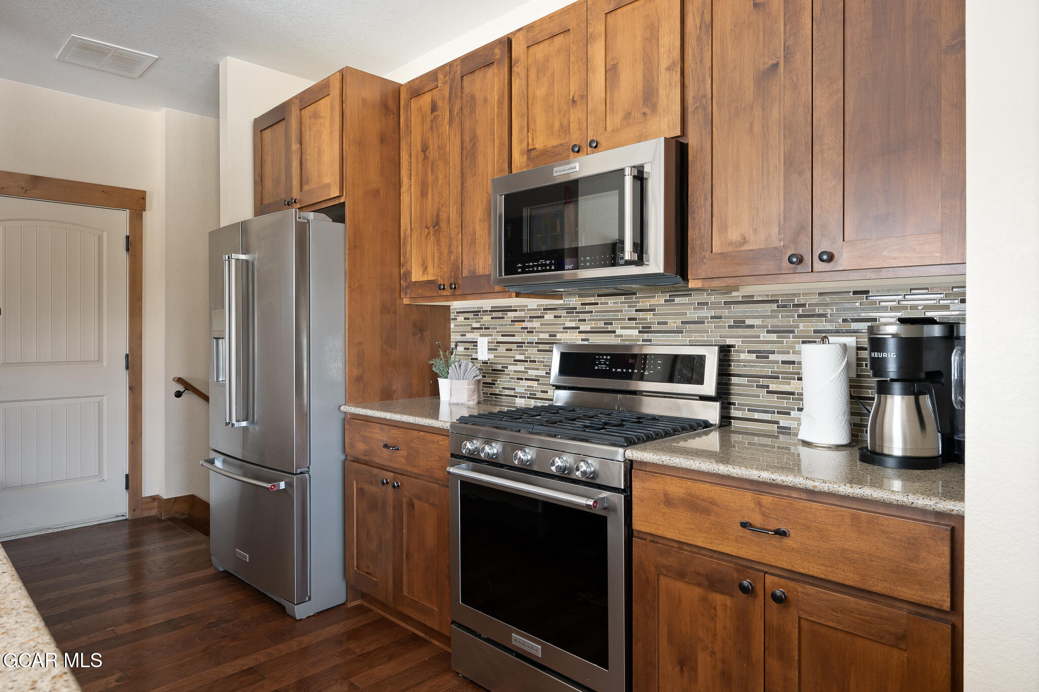 138 LOOKOUT POINT