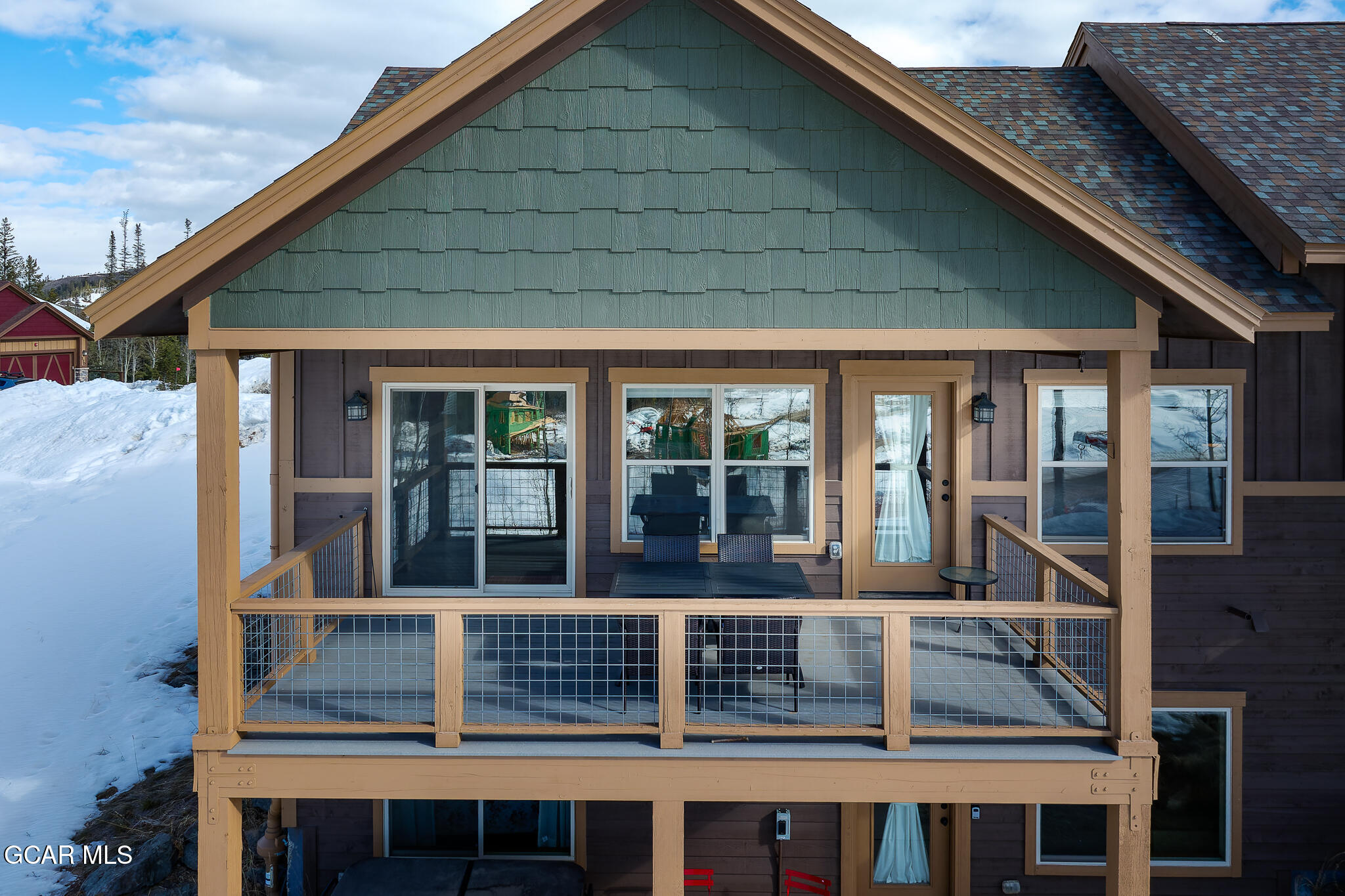 138 LOOKOUT POINT