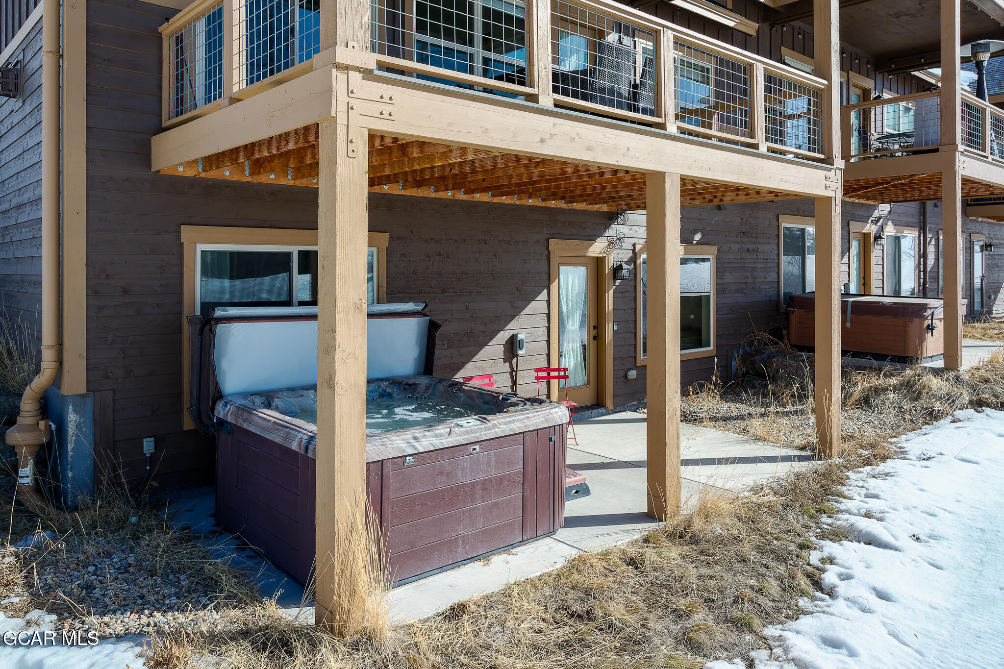 138 LOOKOUT POINT