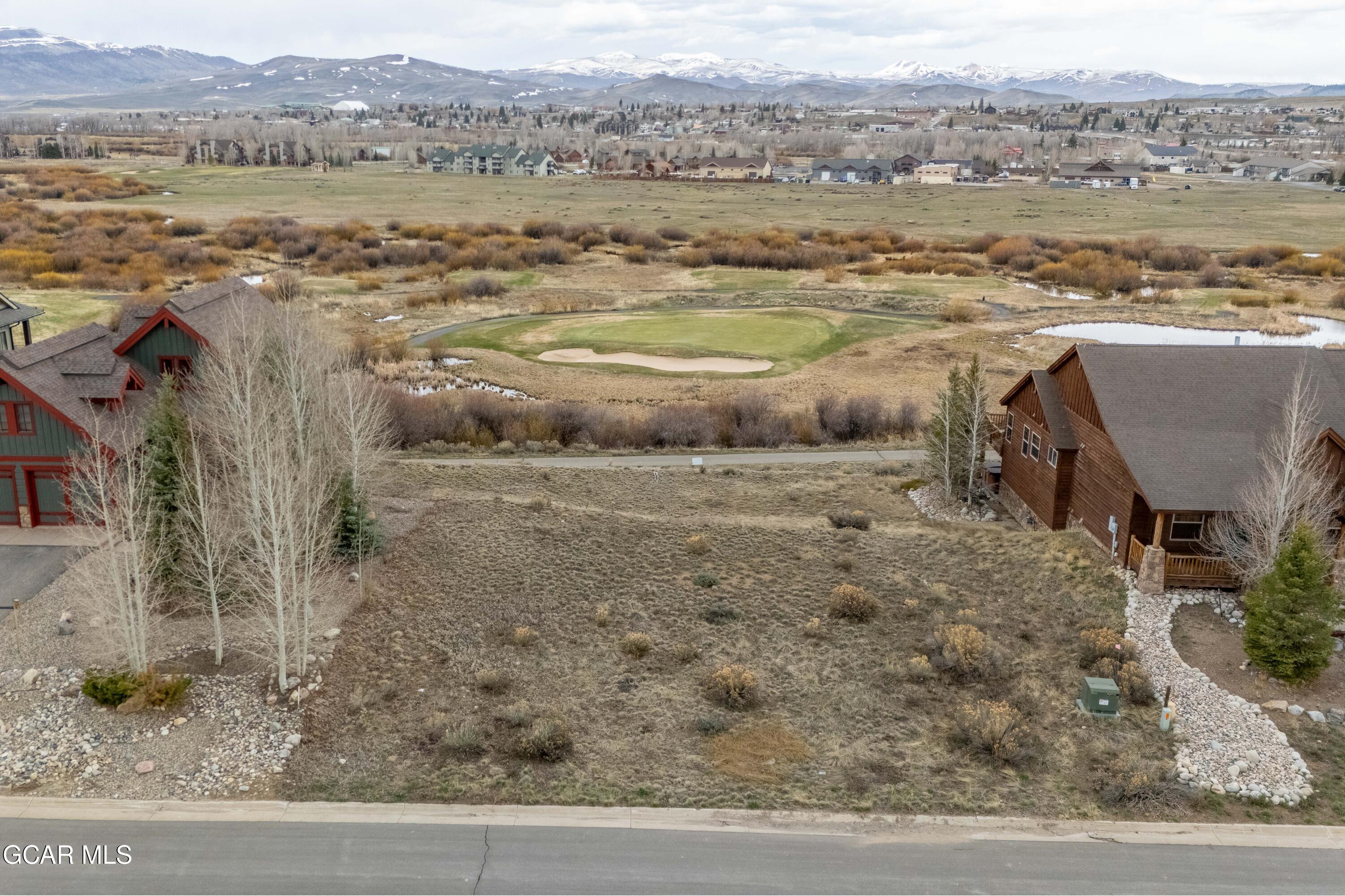 826 SADDLE RIDGE Circle