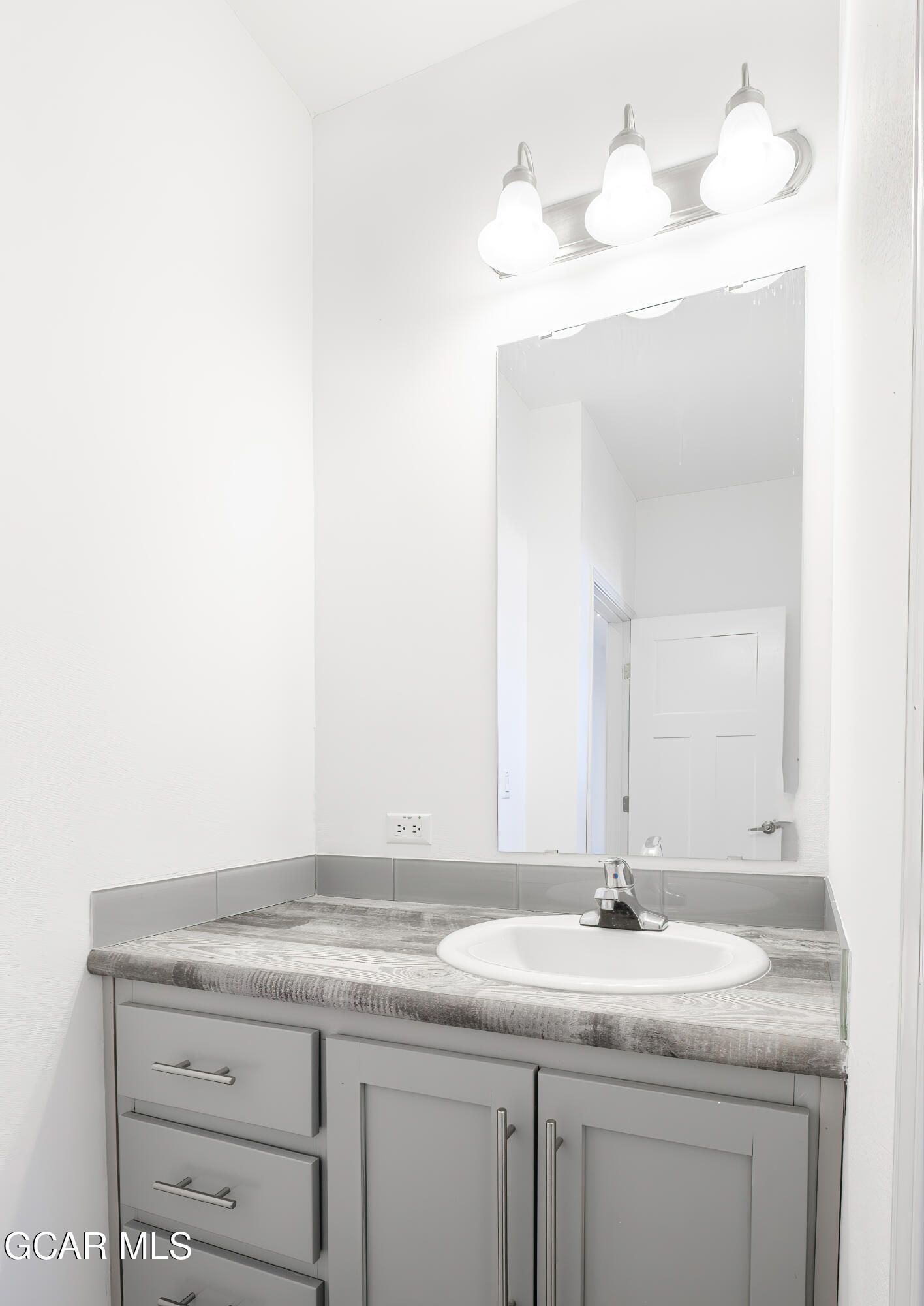 551 Summit Trail 22