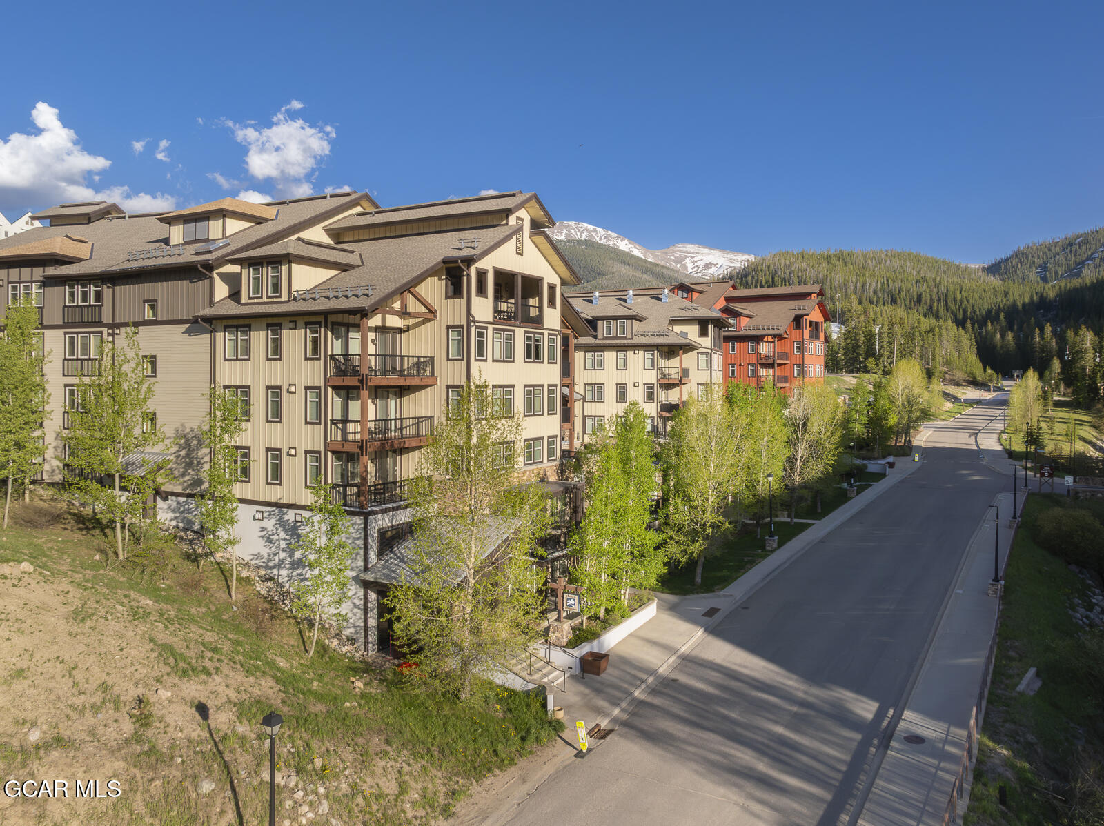 670 Winter Park Drive Unit: 3413