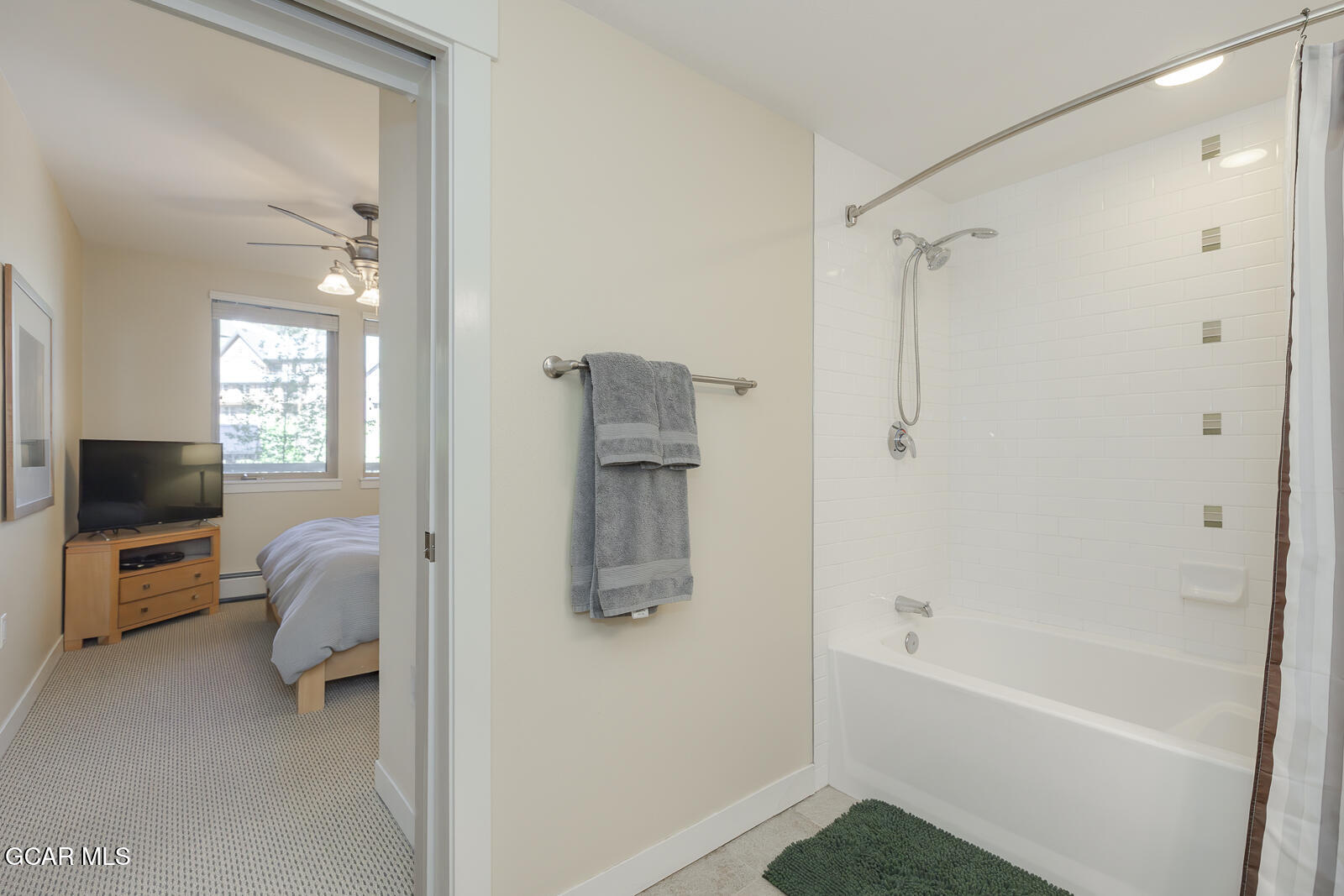 670 Winter Park Drive Unit: 3413