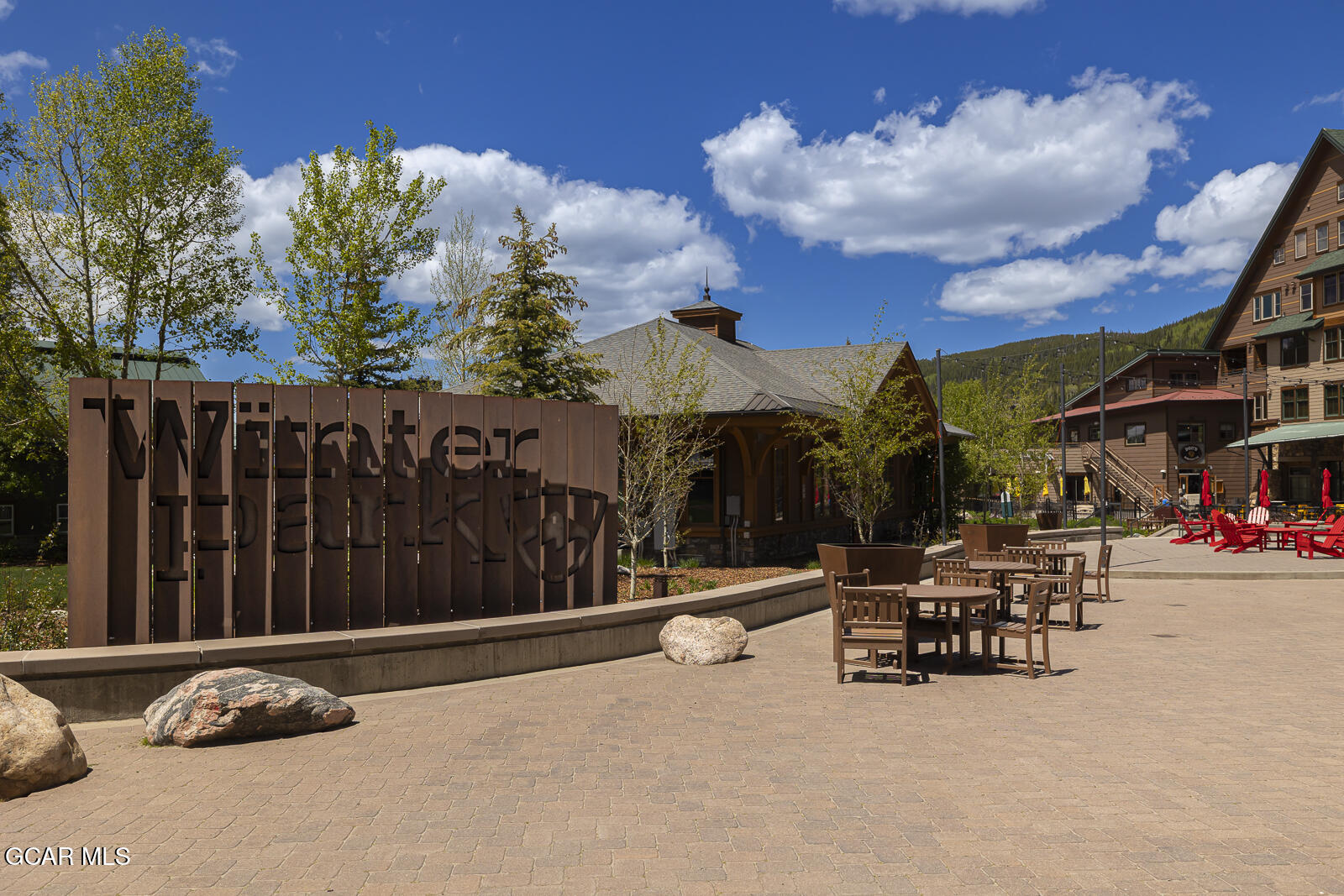 670 Winter Park Drive Unit: 3413