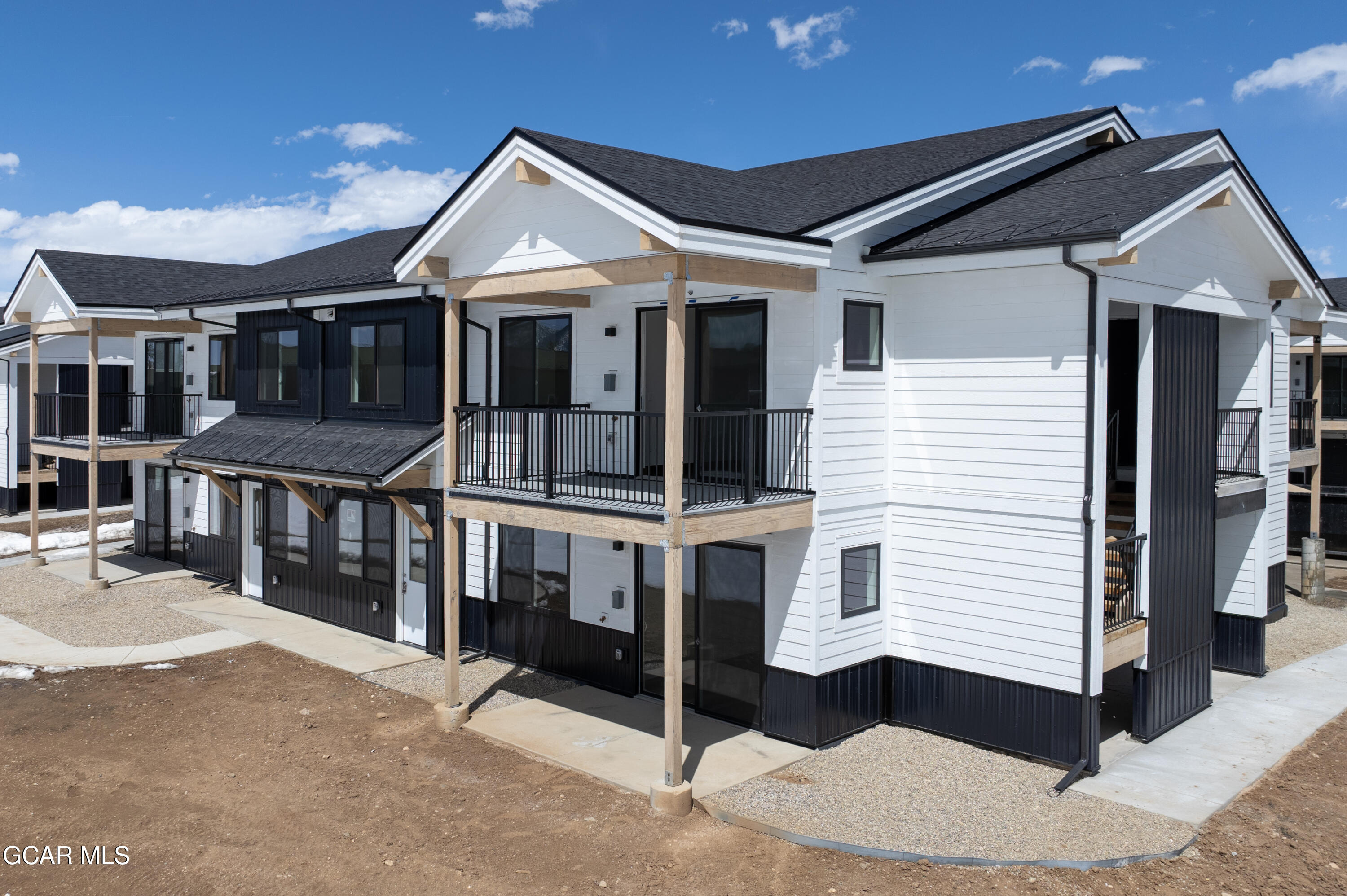 261 West Meadow Mile 4
