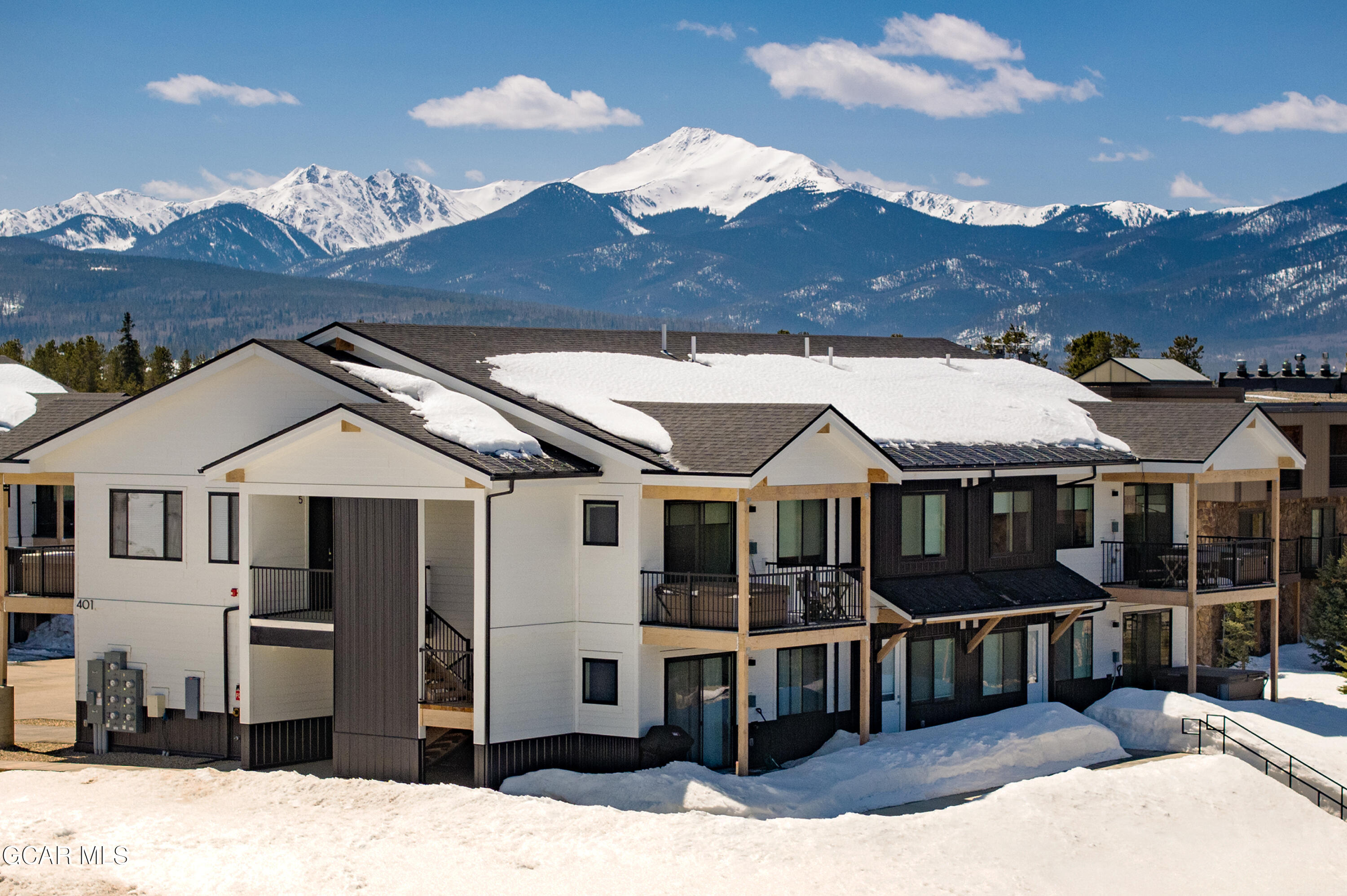 261 West Meadow Mile 4