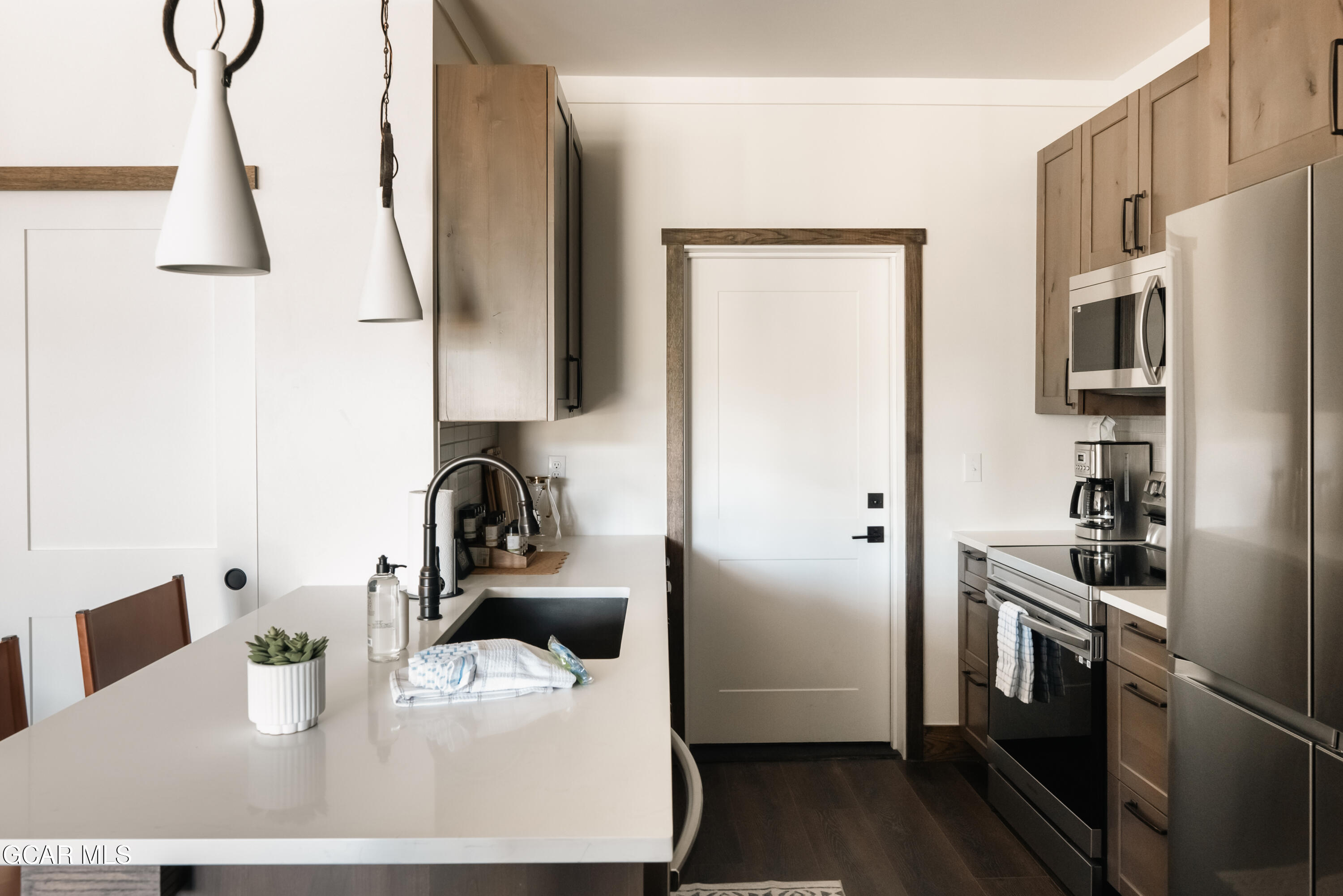 261 West Meadow Mile 4