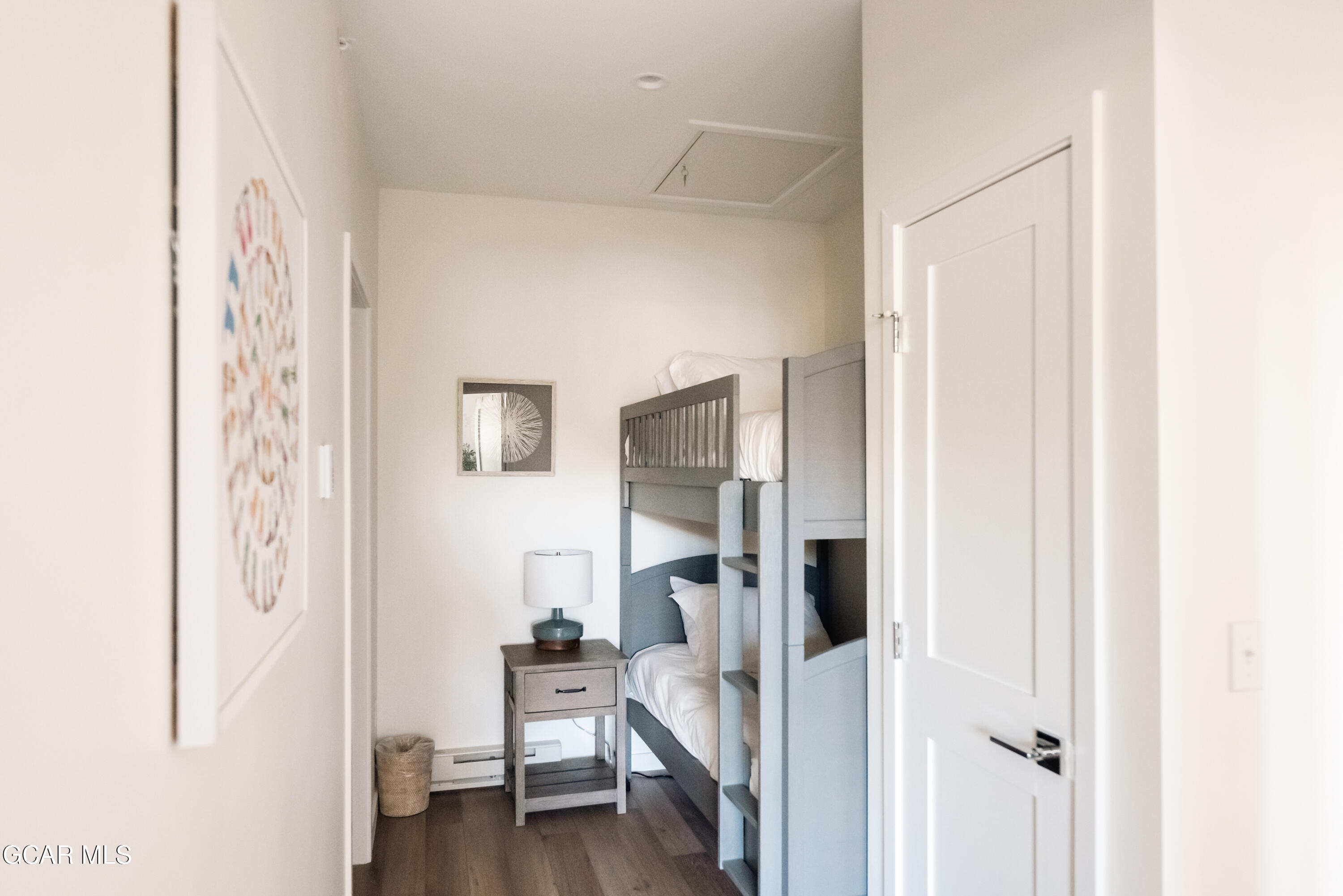 261 West Meadow Mile 4