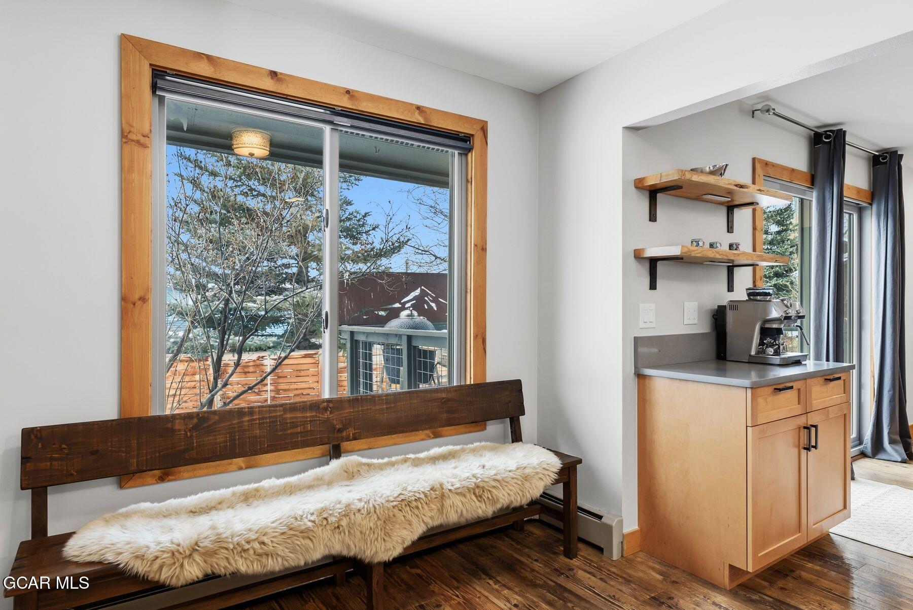 1791 &1793 Meadow Ln