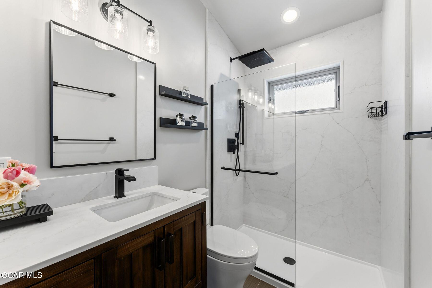 1791 &1793 Meadow Ln