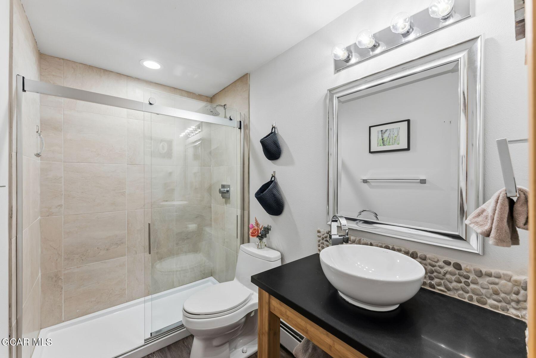 1791 &1793 Meadow Ln