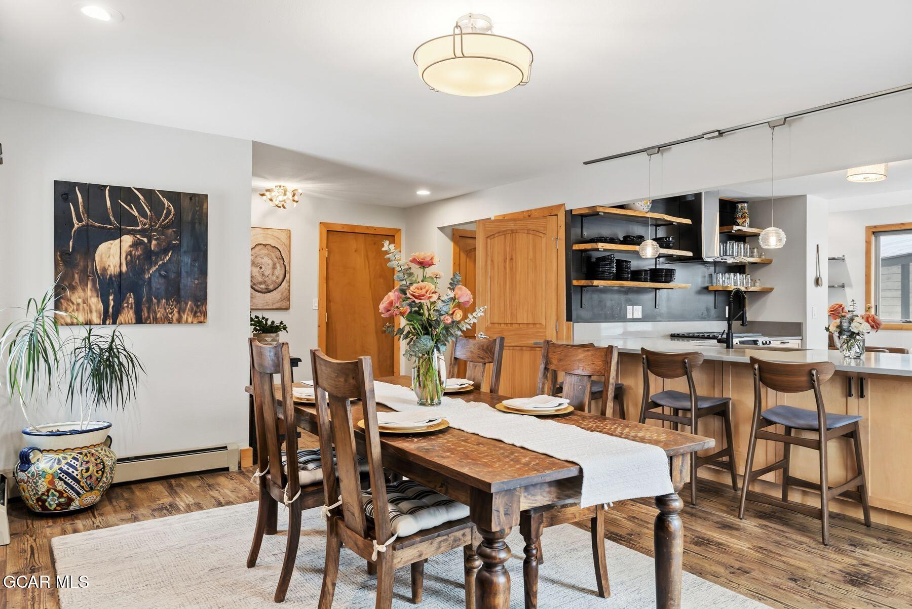 1791 &1793 Meadow Ln