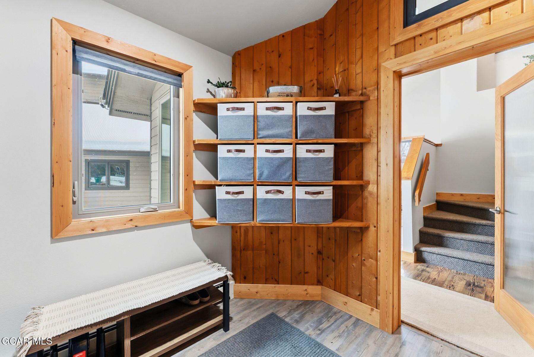 1791 &1793 Meadow Ln