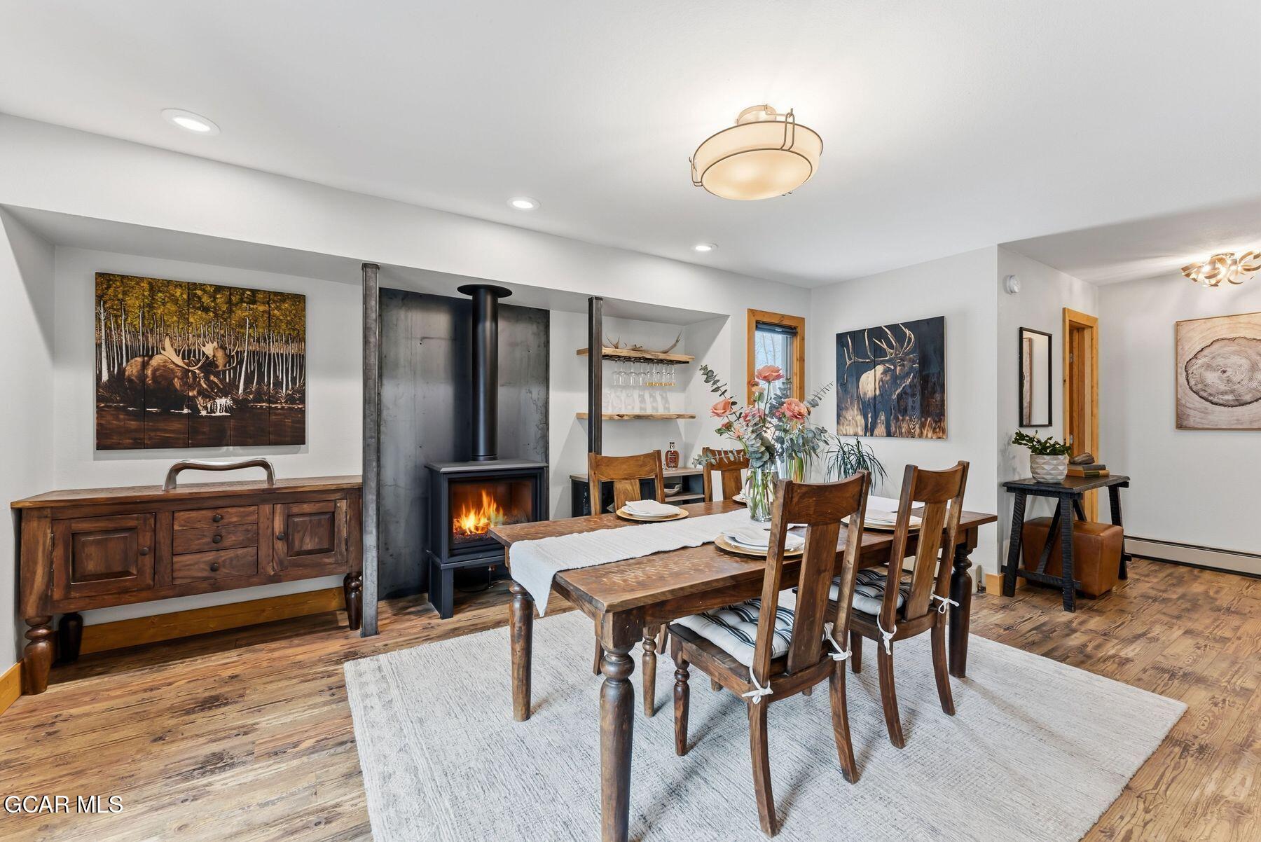 1791 &1793 Meadow Ln