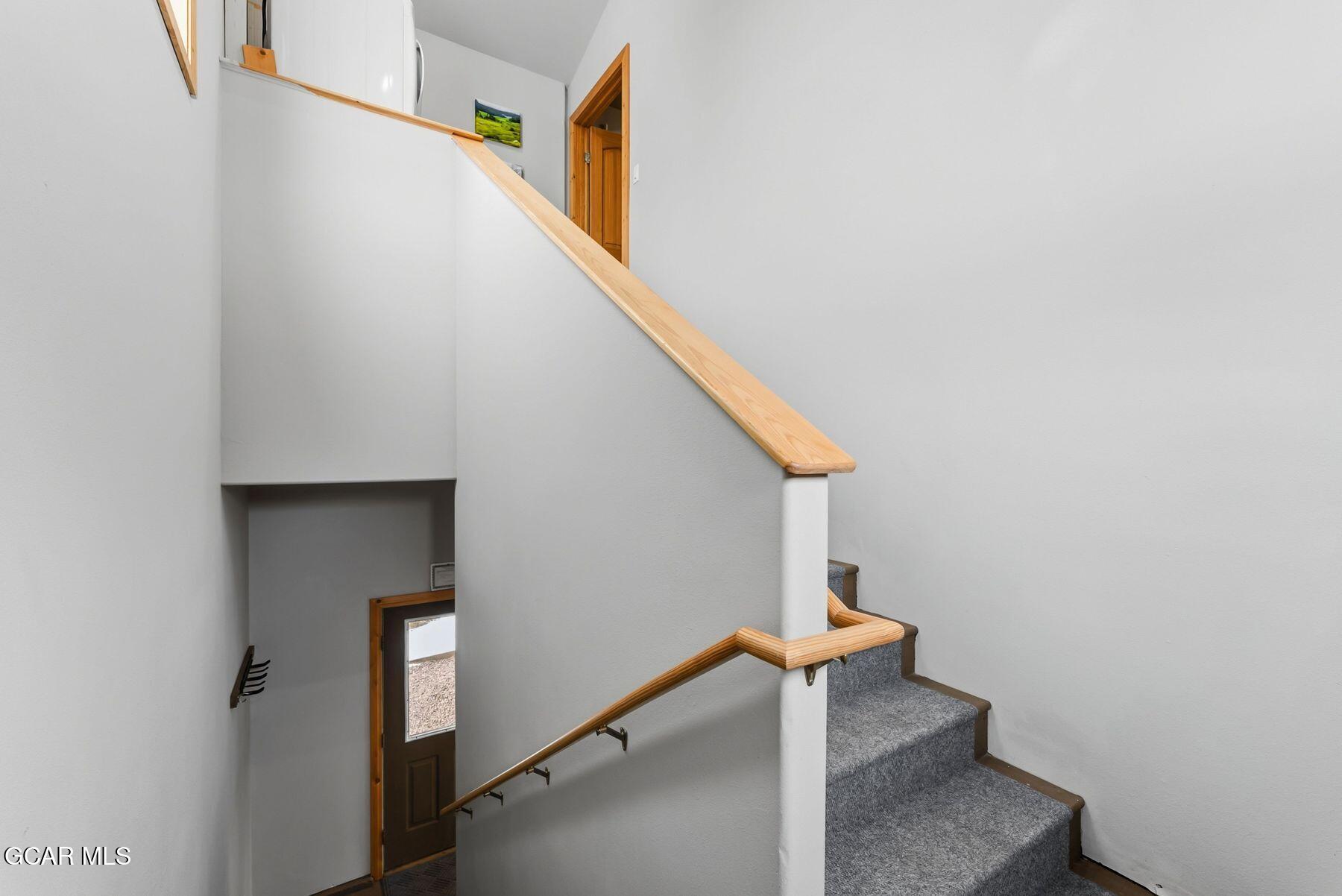 1791 &1793 Meadow Ln