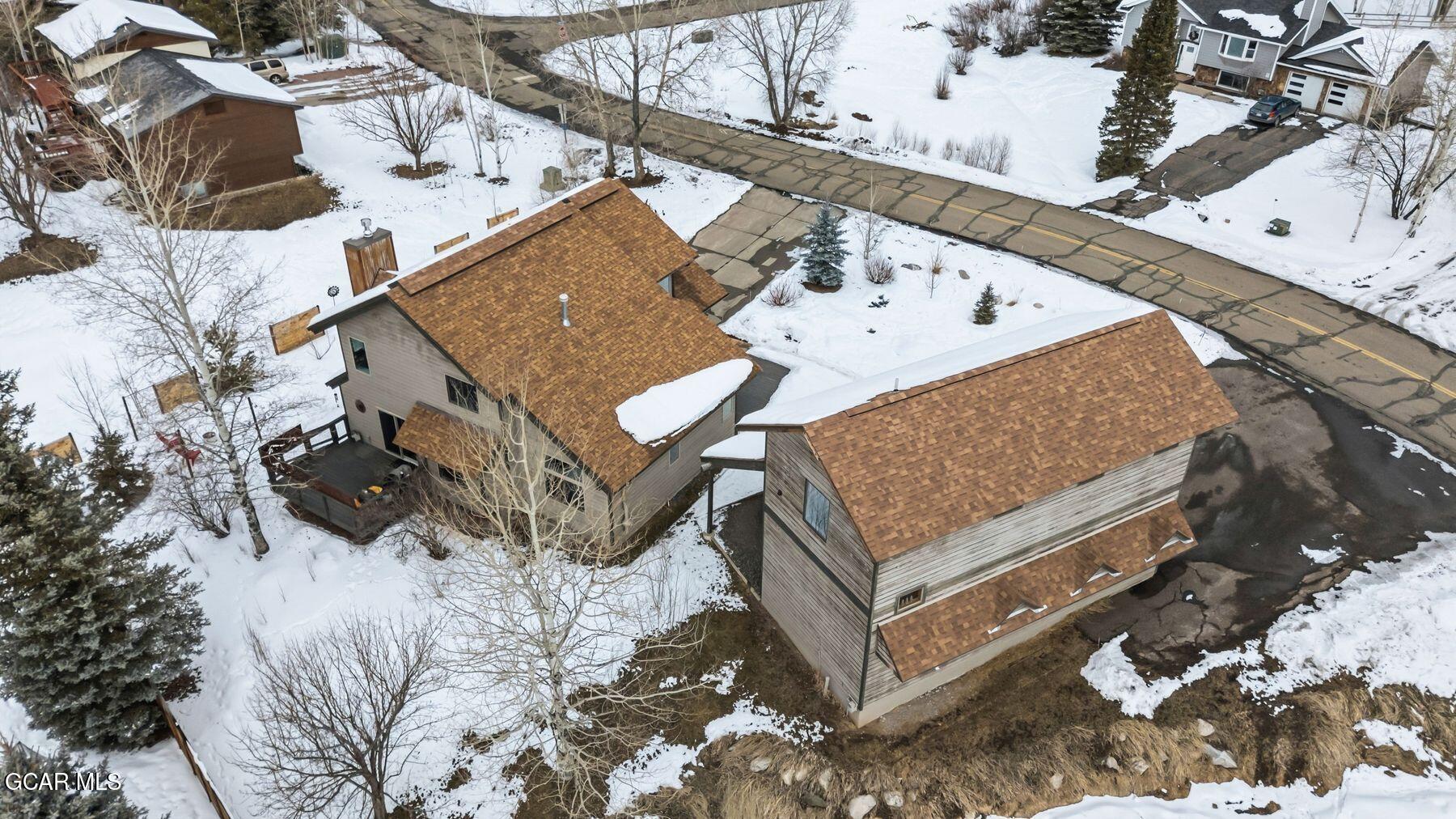 1791 &1793 Meadow Ln