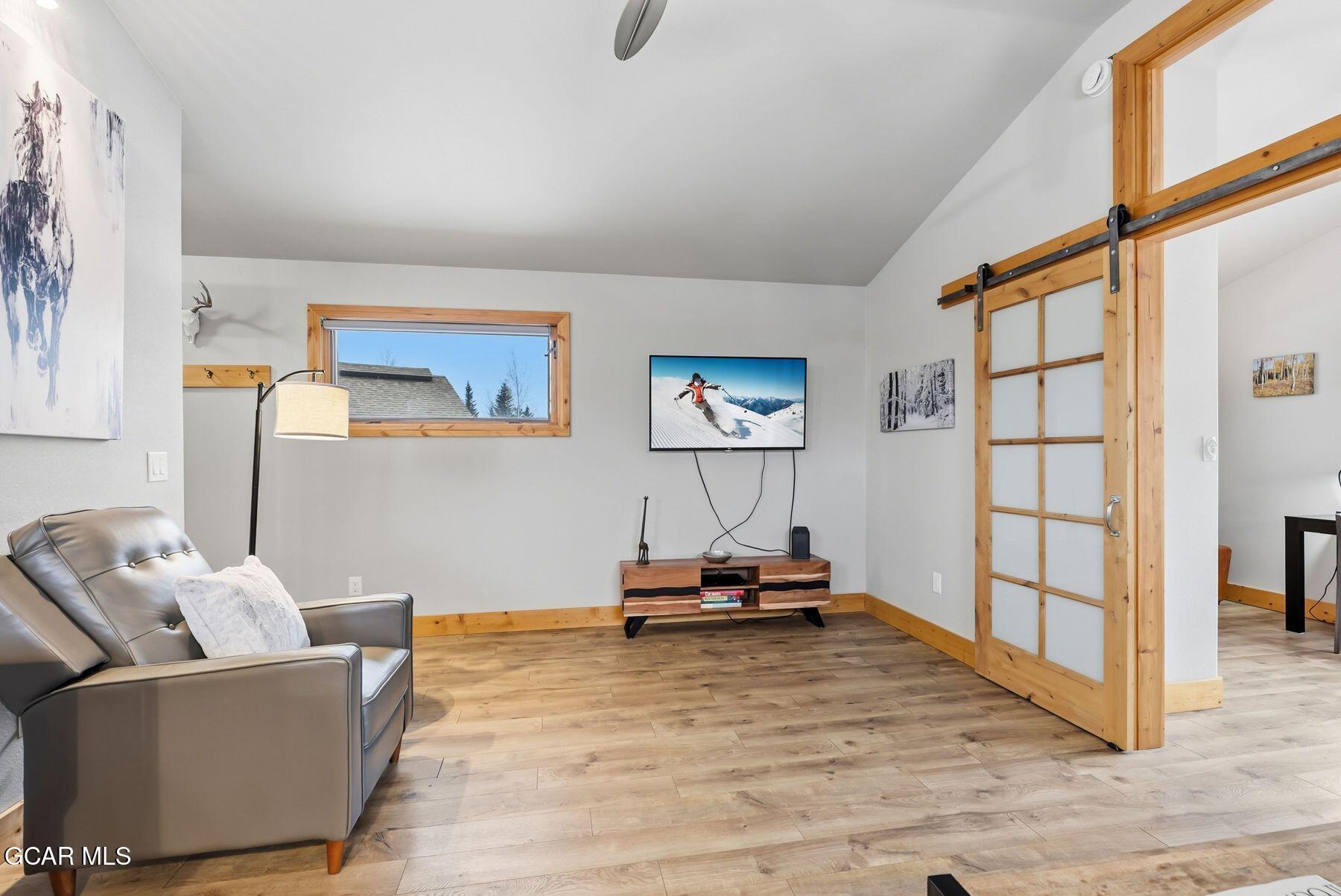 1791 &1793 Meadow Ln