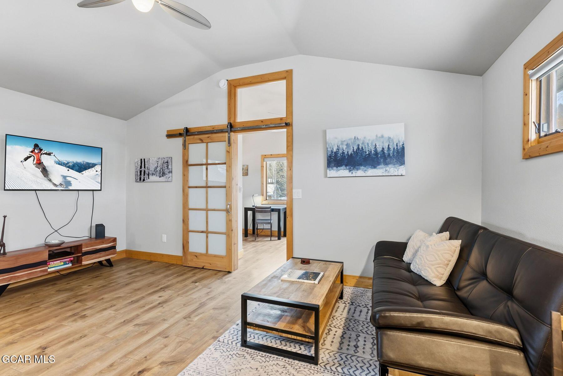 1791 &1793 Meadow Ln