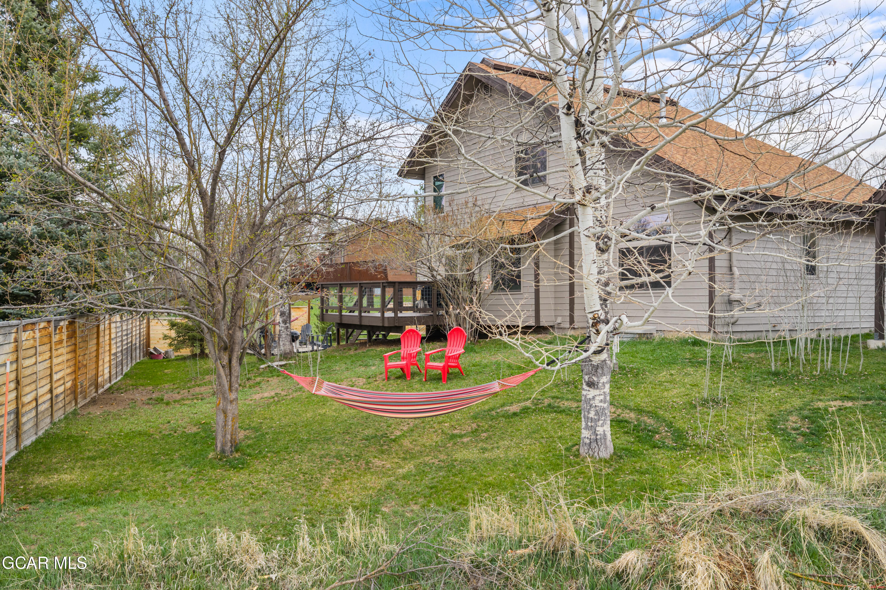 1791 &1793 Meadow Ln