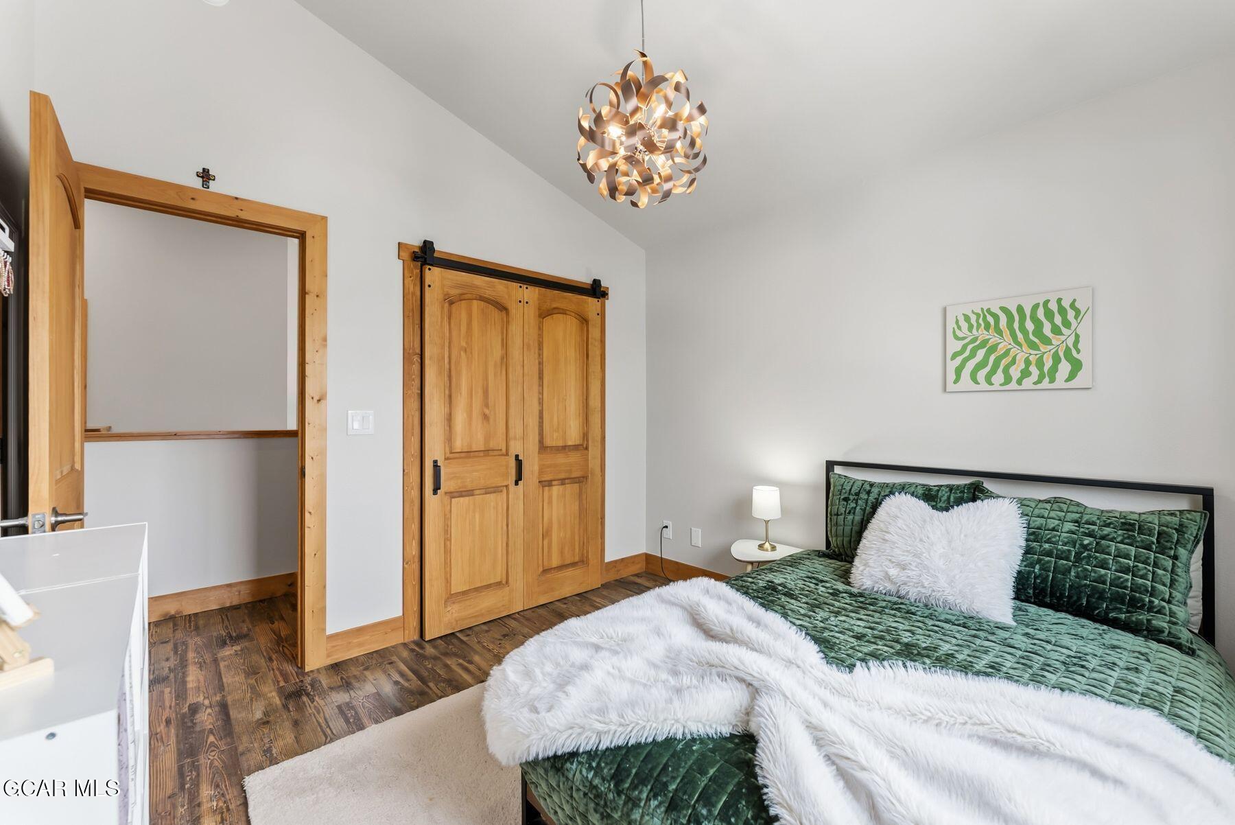 1791 &1793 Meadow Ln