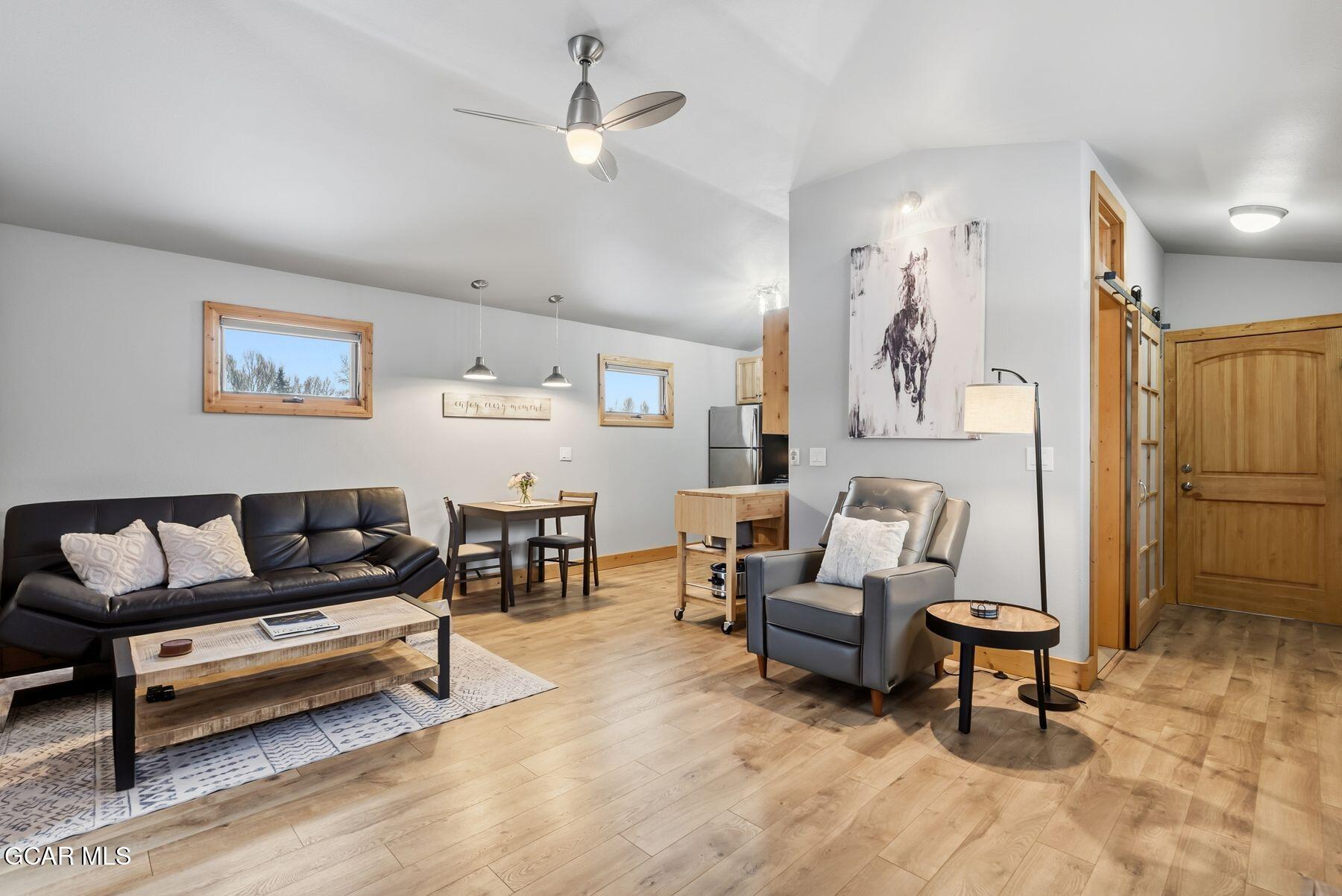 1791 &1793 Meadow Ln