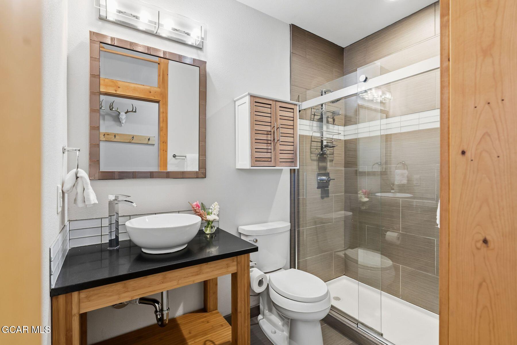 1791 &1793 Meadow Ln