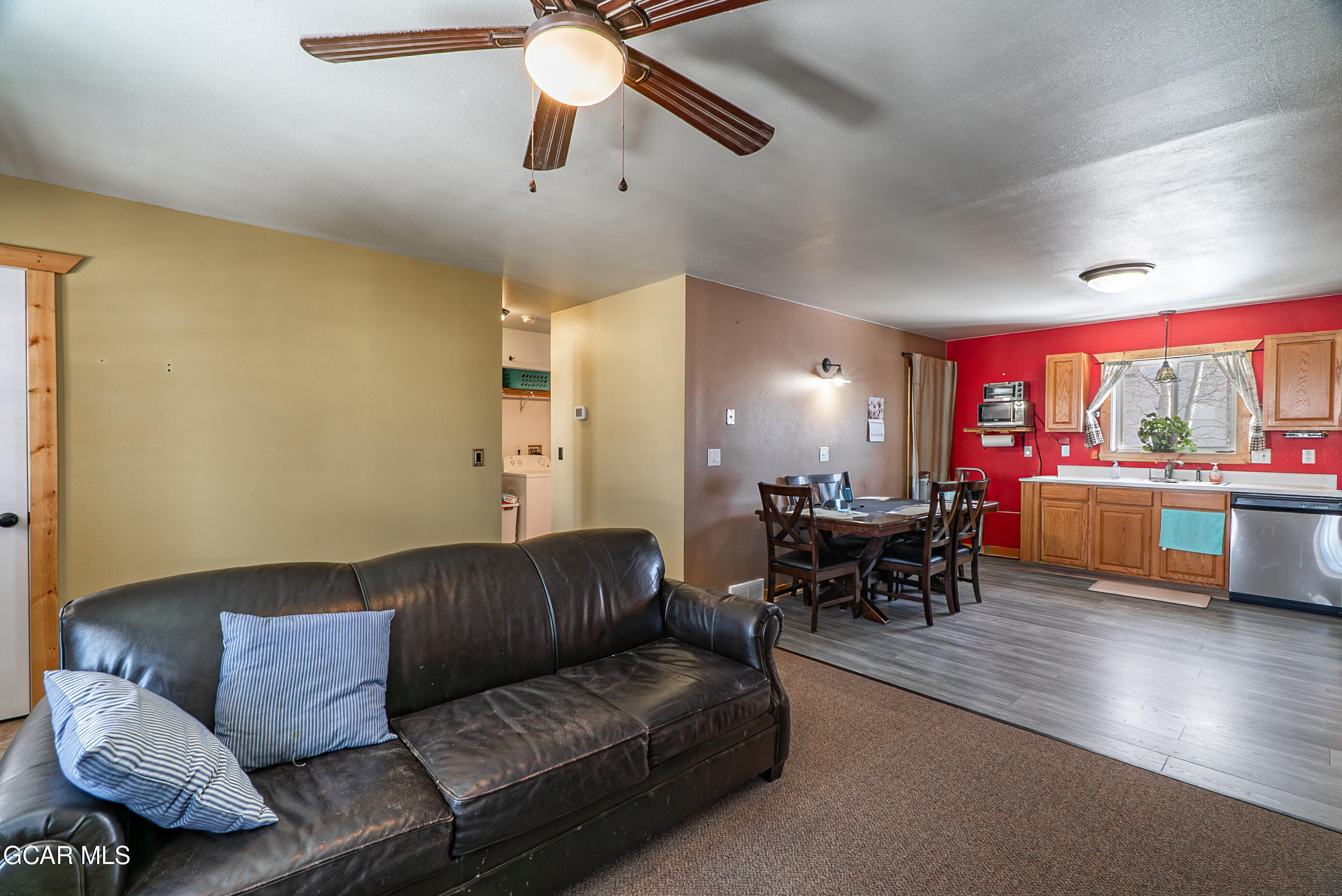 380 East Topaz Avenue