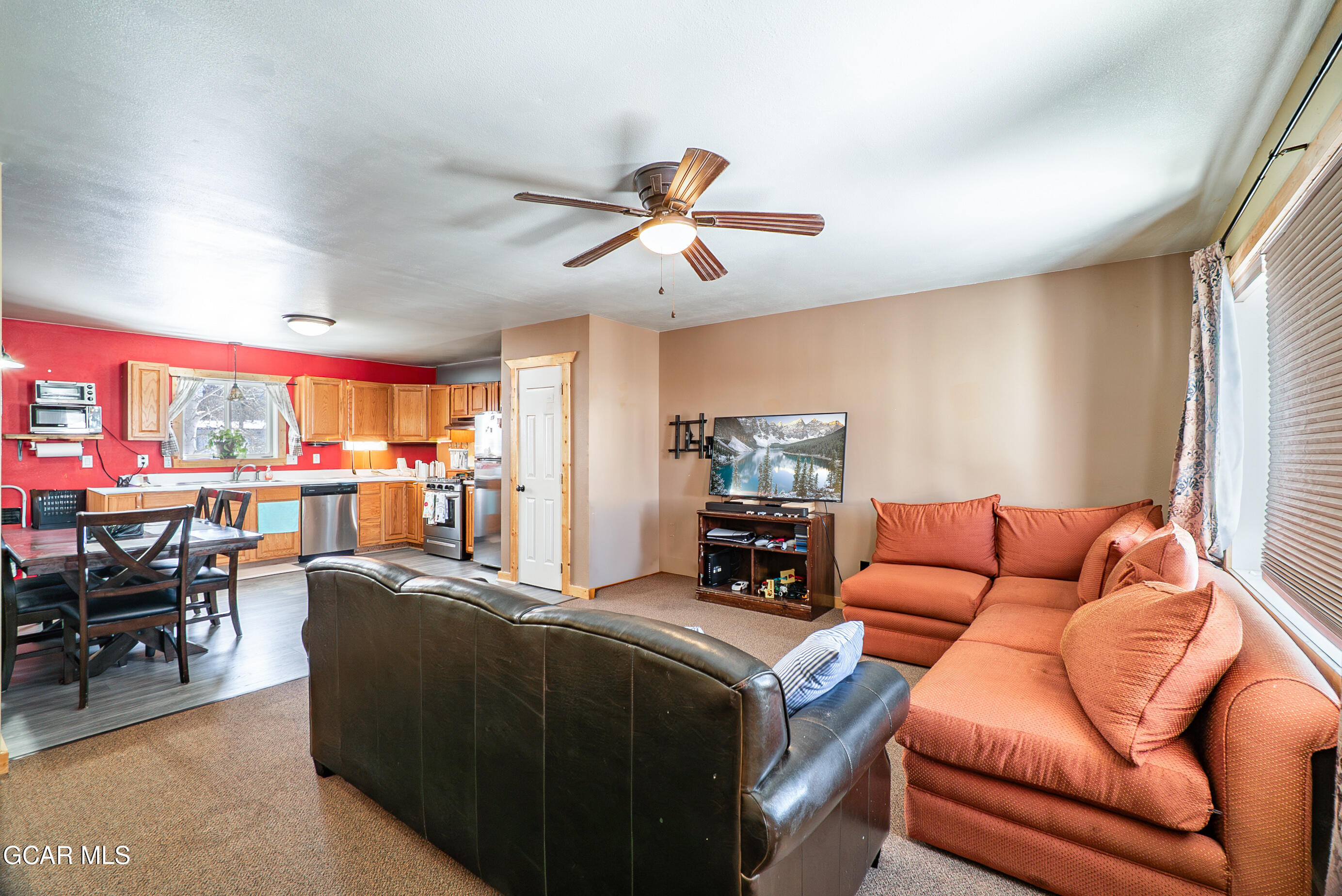 380 East Topaz Avenue