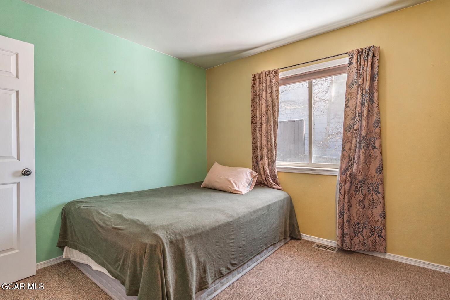 380 East Topaz Avenue