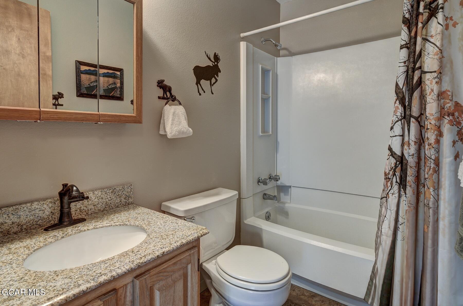 227 County Road 4421 4B