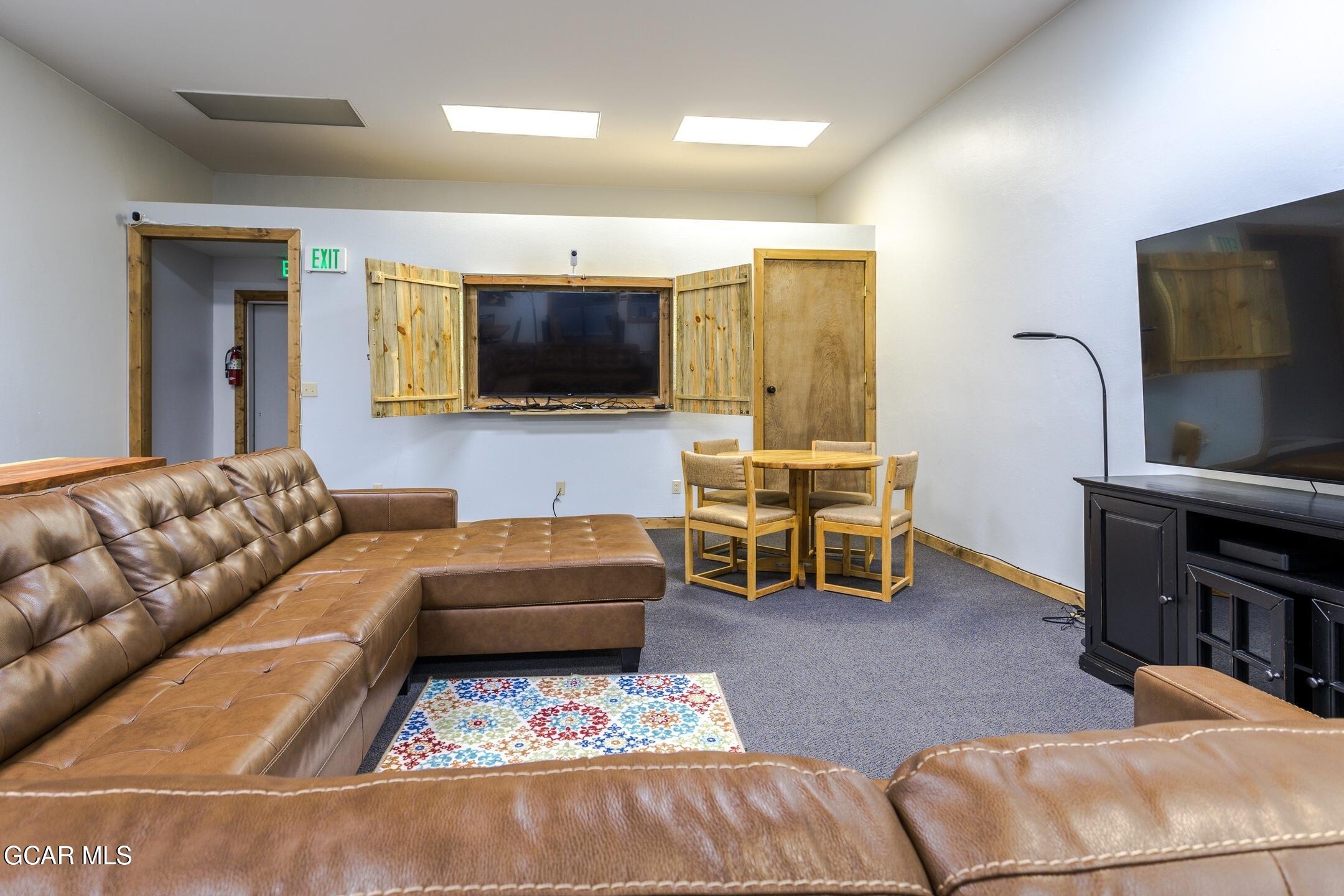 227 County Road 4421 4B