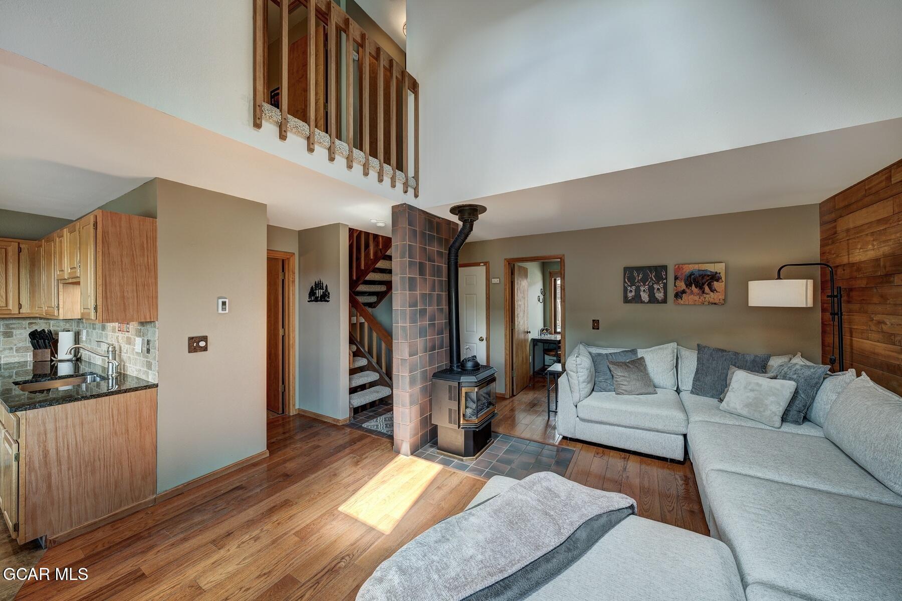 227 County Road 4421 4B
