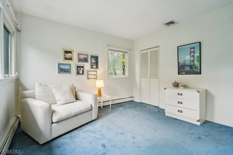 3 Ardsleigh Dr