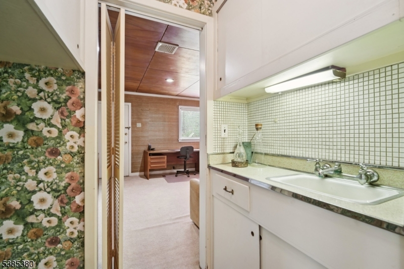 3 Ardsleigh Dr