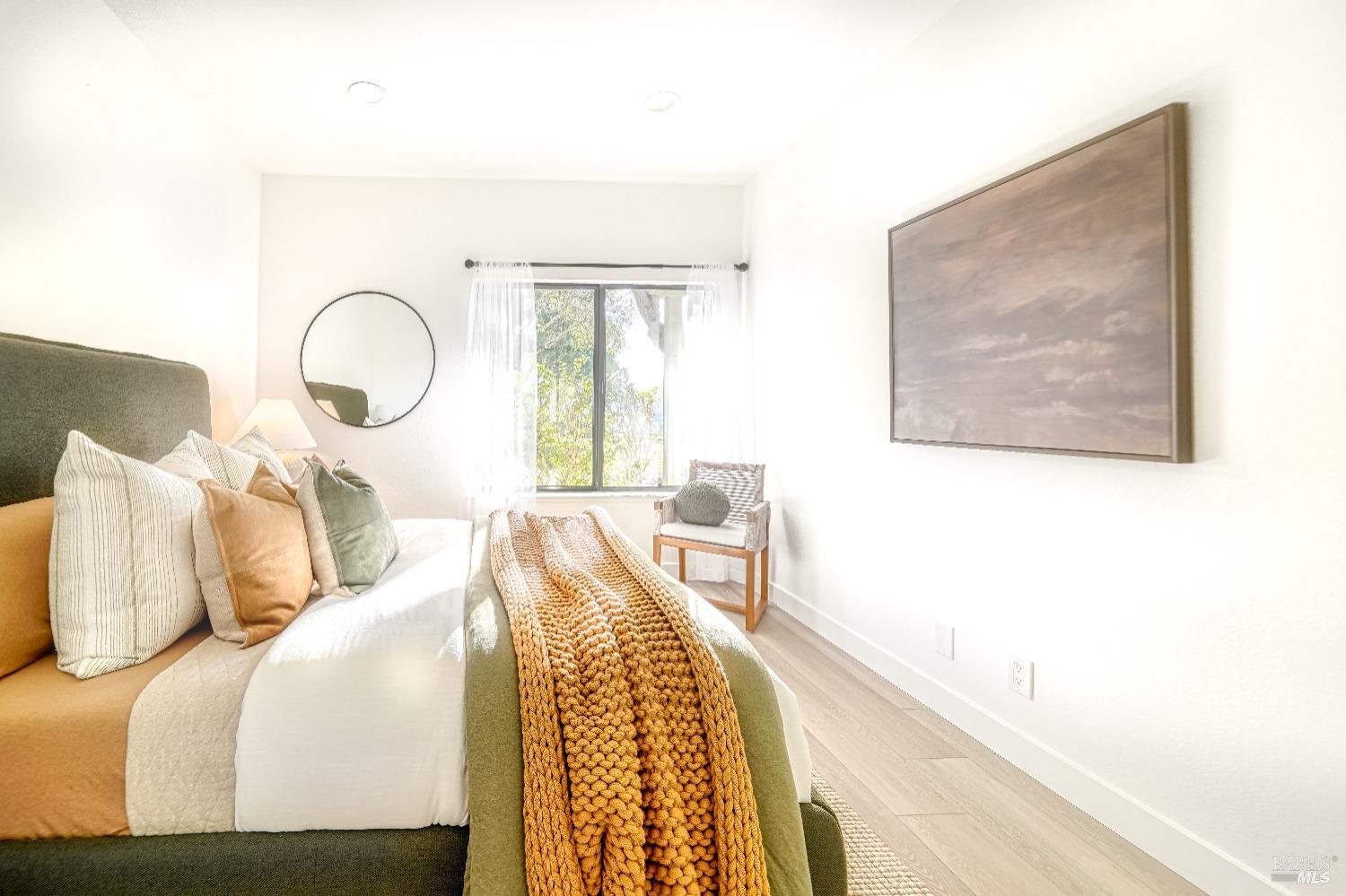 50 Eucalyptus Knoll St