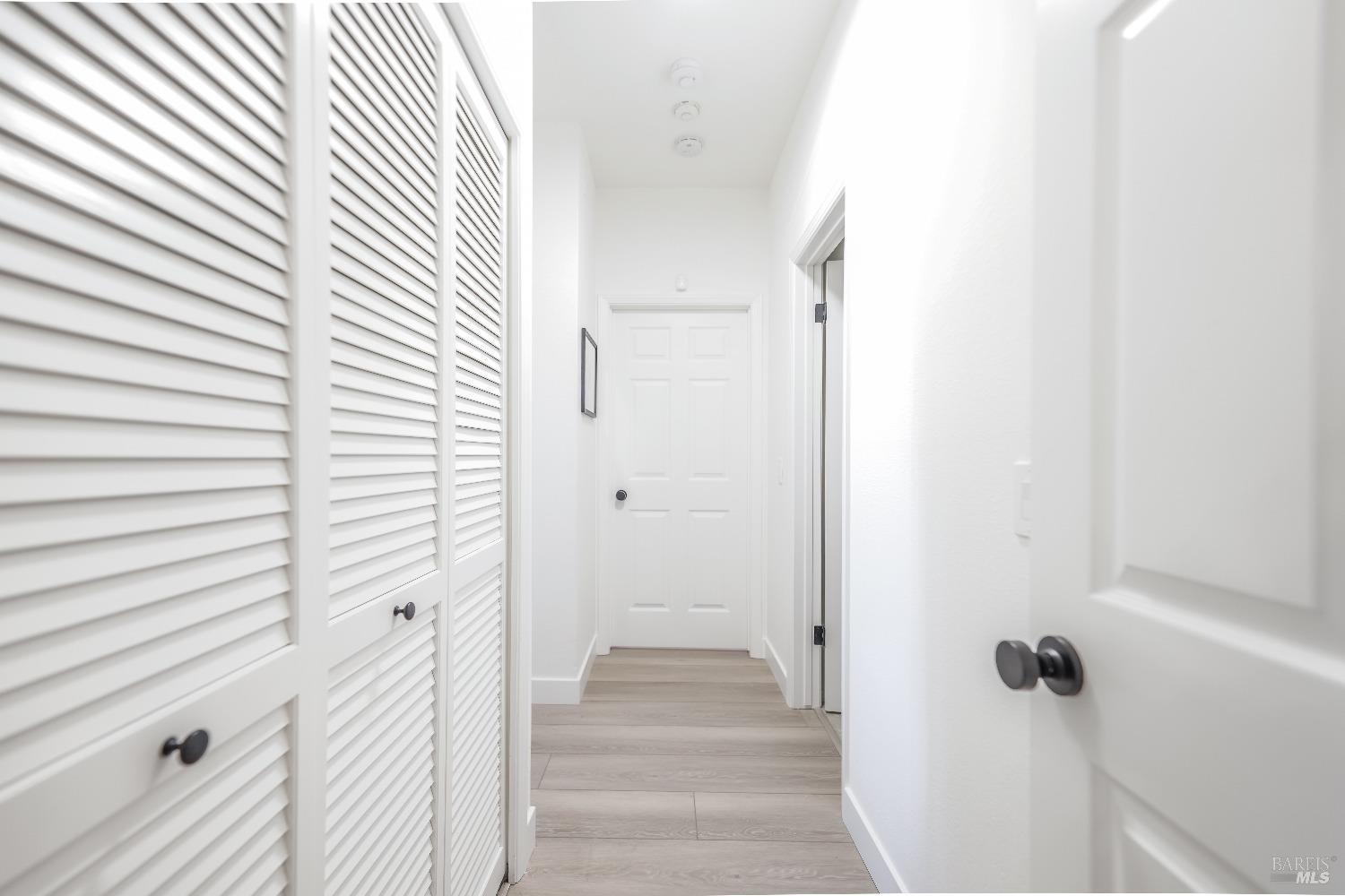 50 Eucalyptus Knoll St