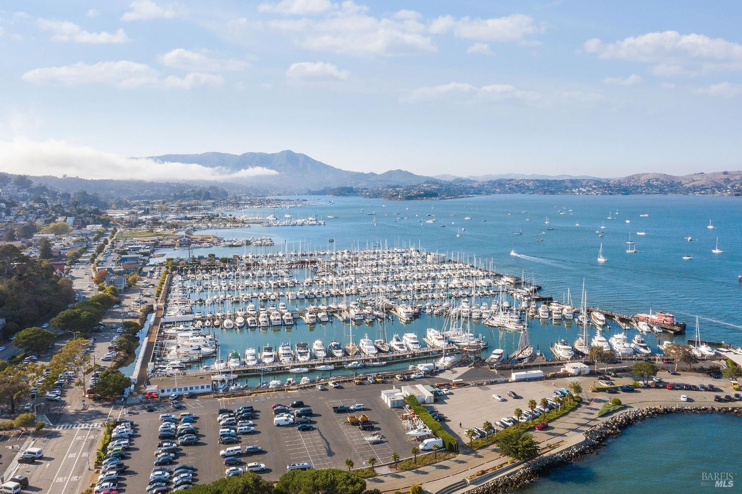 513-515 Bridgeway Blvd