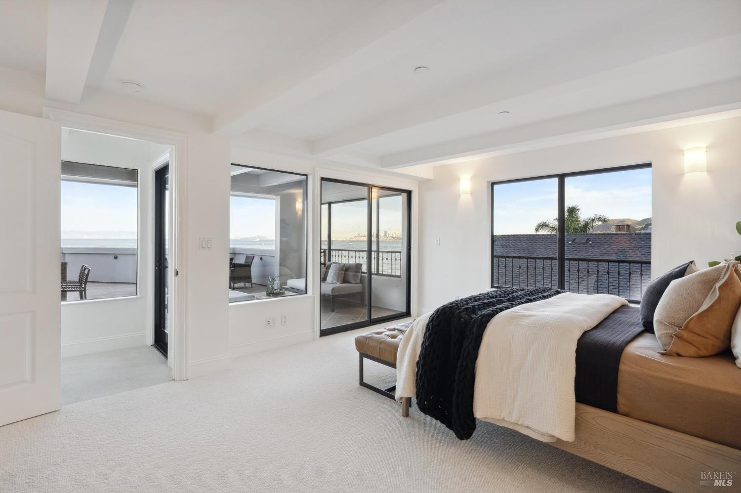 513-515 Bridgeway Blvd