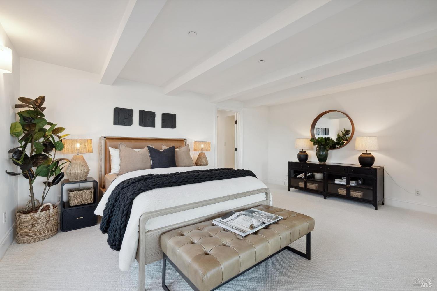 513-515 Bridgeway Blvd