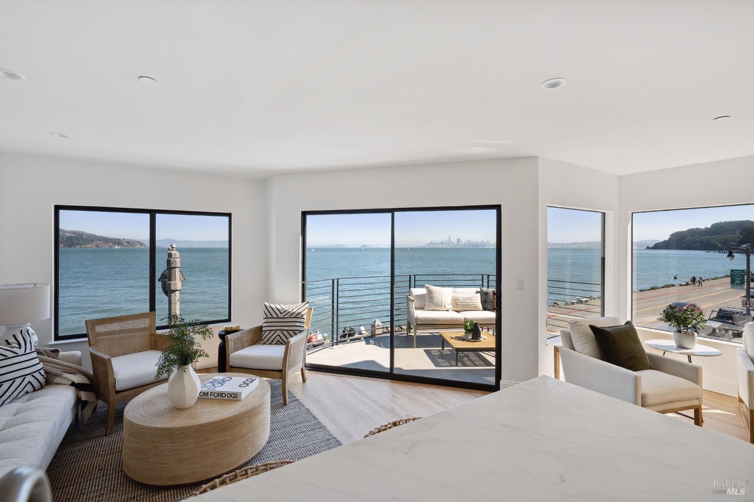 513-515 Bridgeway Blvd