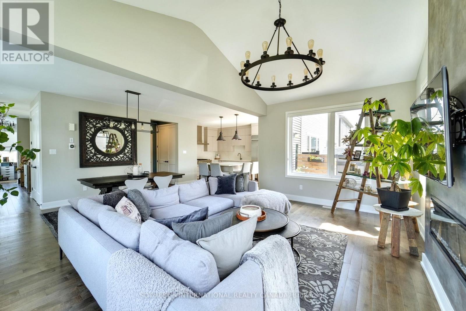 324 LAMARCHE AVENUE