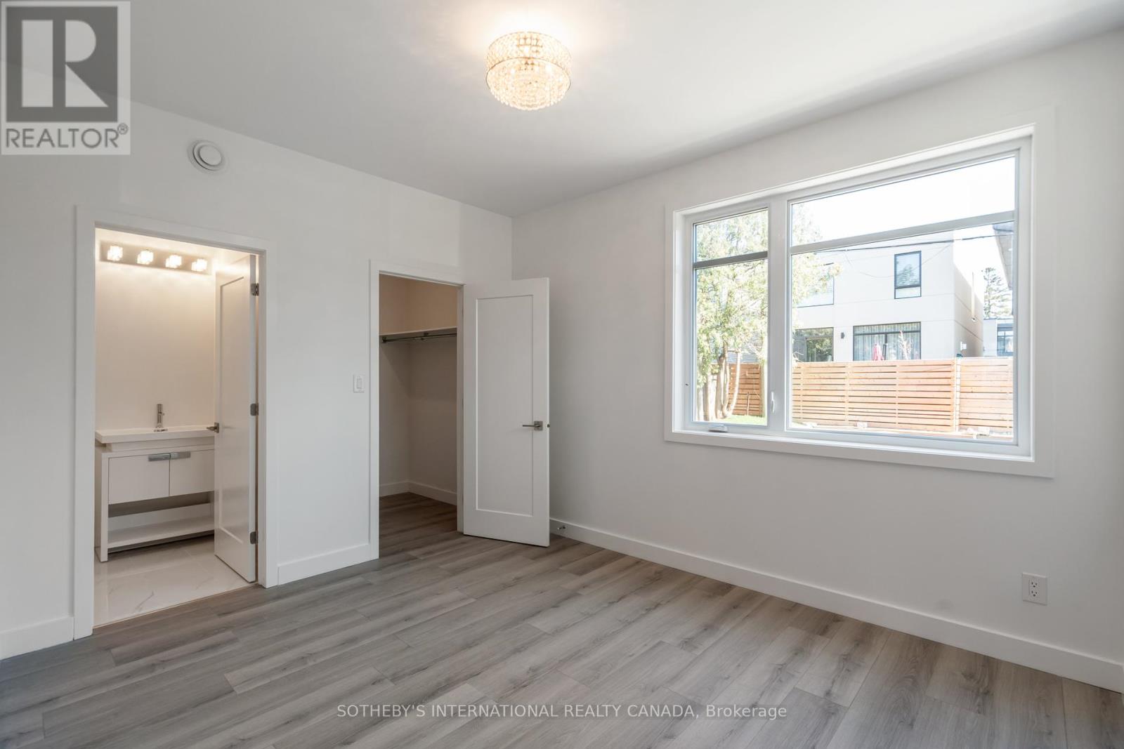 288 DUNCAIRN AVENUE
