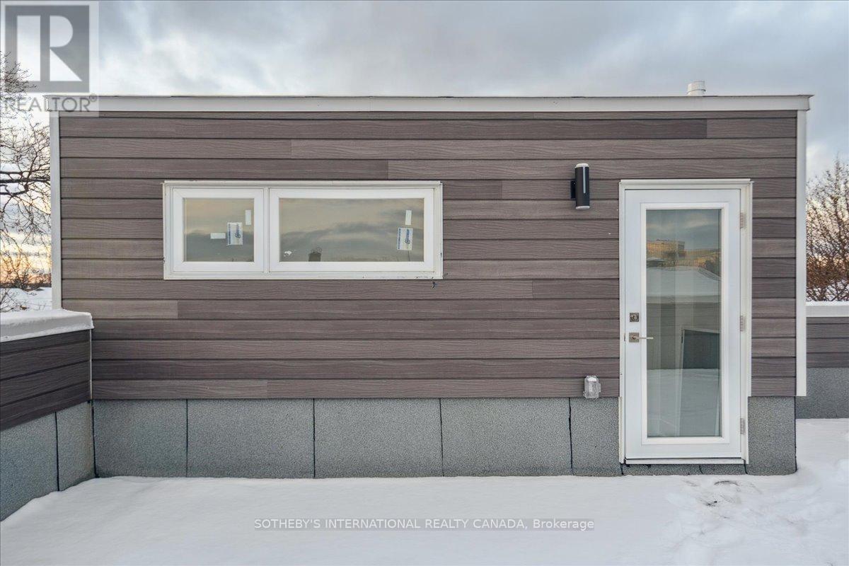 683 MELBOURNE AVENUE